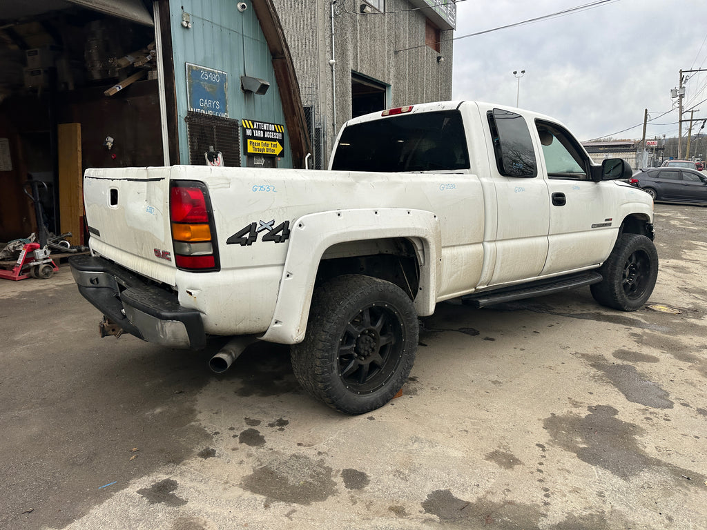 2004 GMC Sierra K2500HD 6.6 LB7 Duramax – G2532