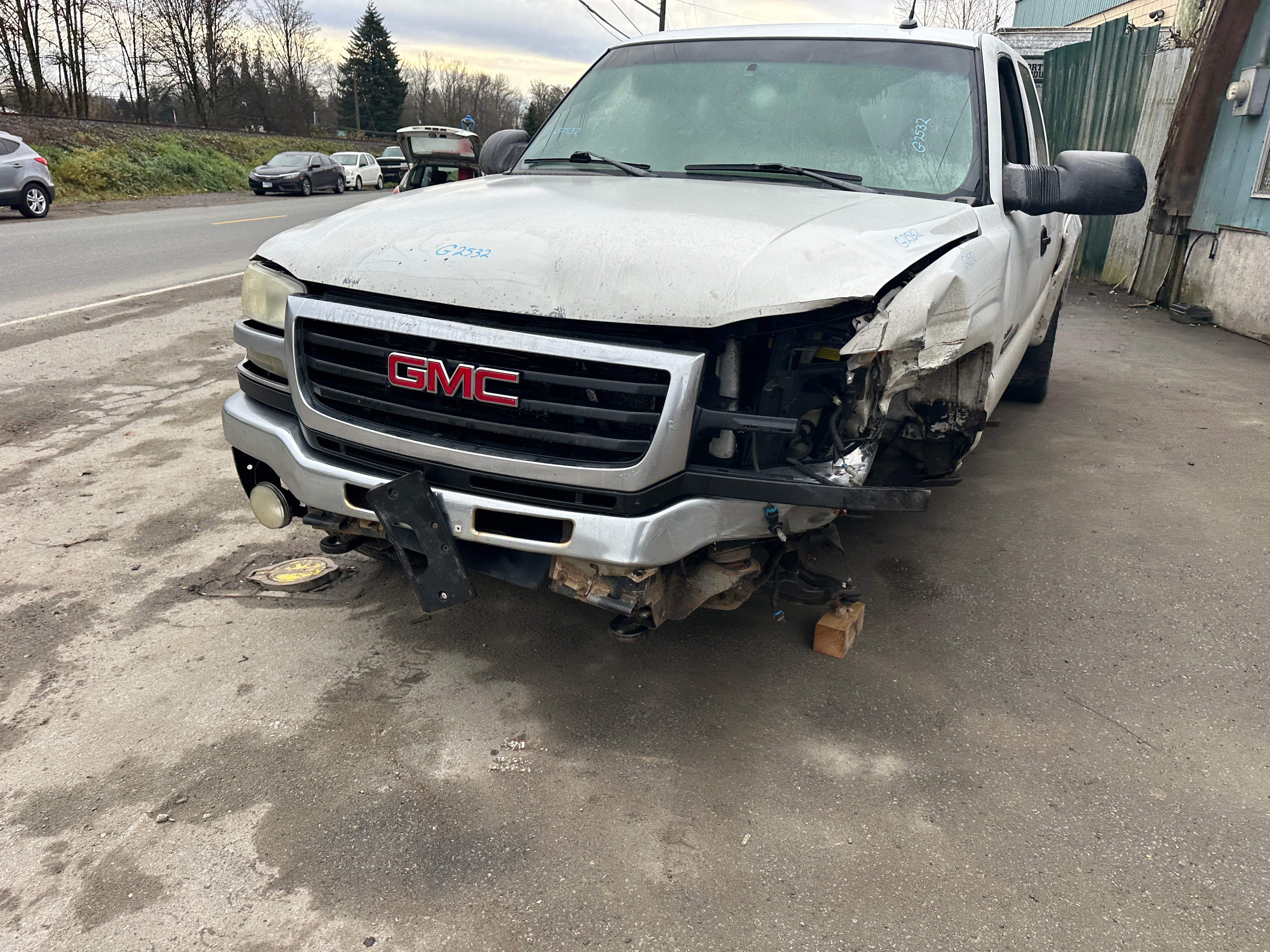 2004 GMC Sierra K2500HD 6.6 LB7 Duramax – G2532