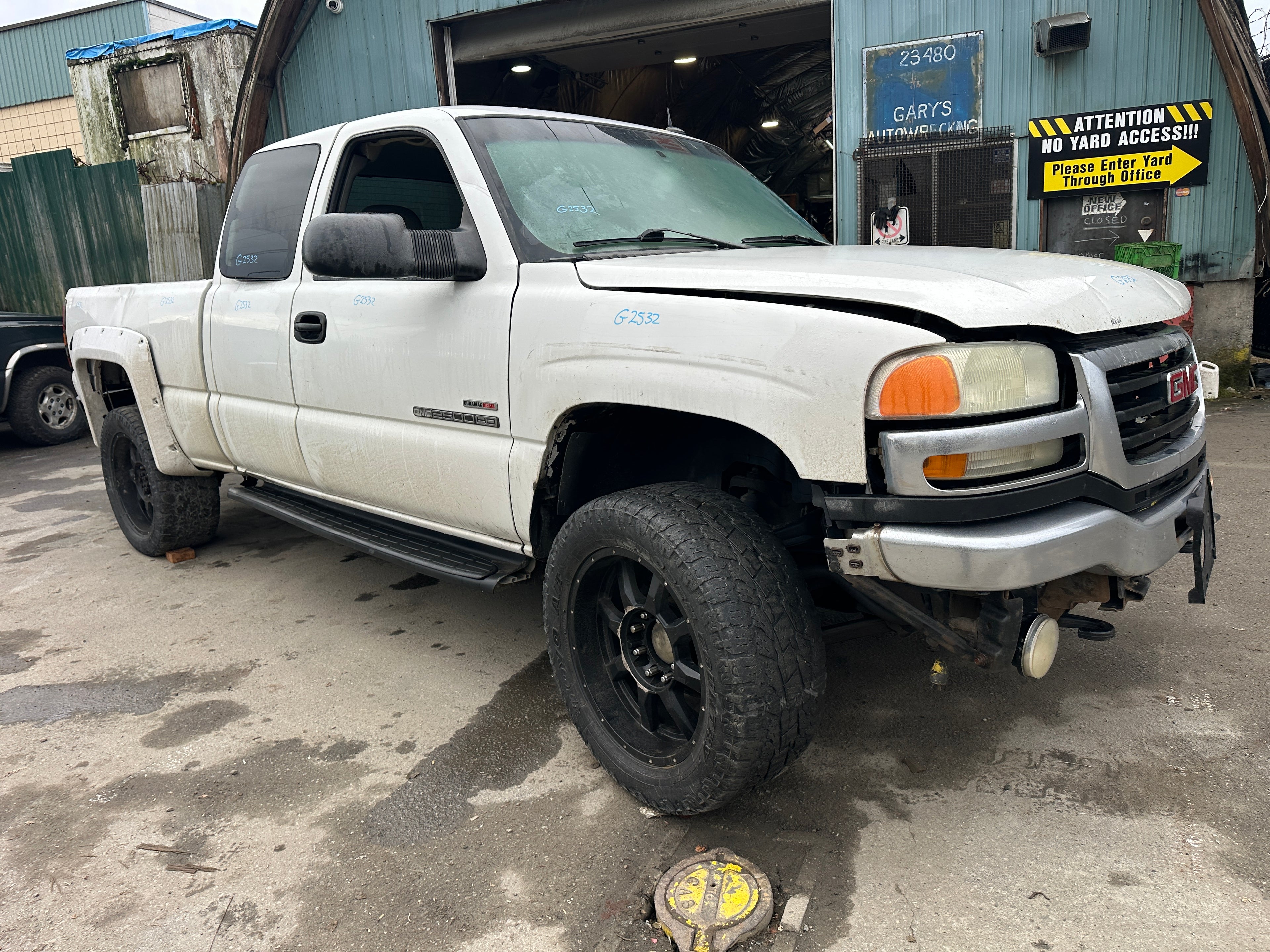 2004 GMC Sierra K2500HD 6.6 LB7 Duramax – G2532