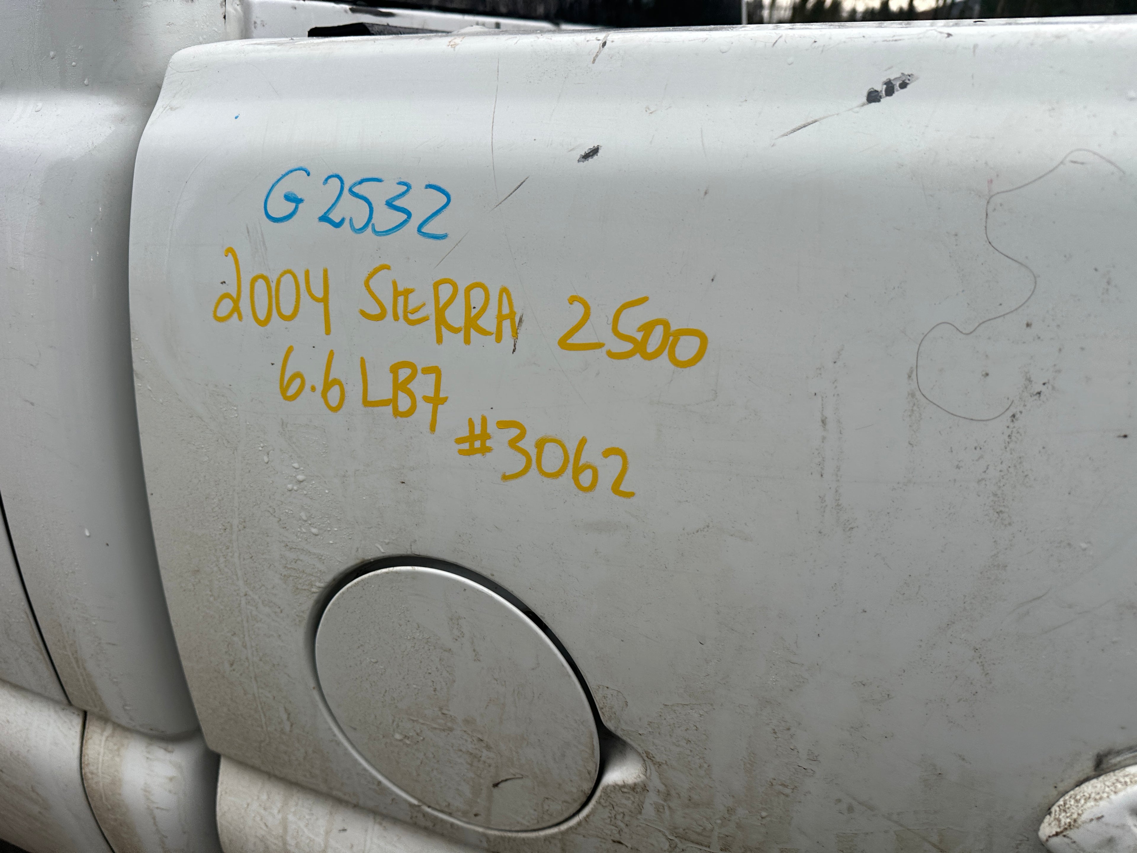 2004 GMC Sierra K2500HD 6.6 LB7 Duramax – G2532