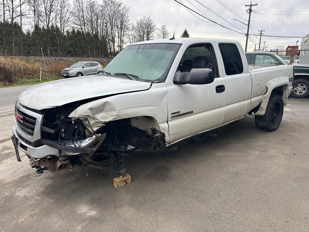 2004 GMC Sierra K2500HD 6.6 LB7 Duramax – G2532