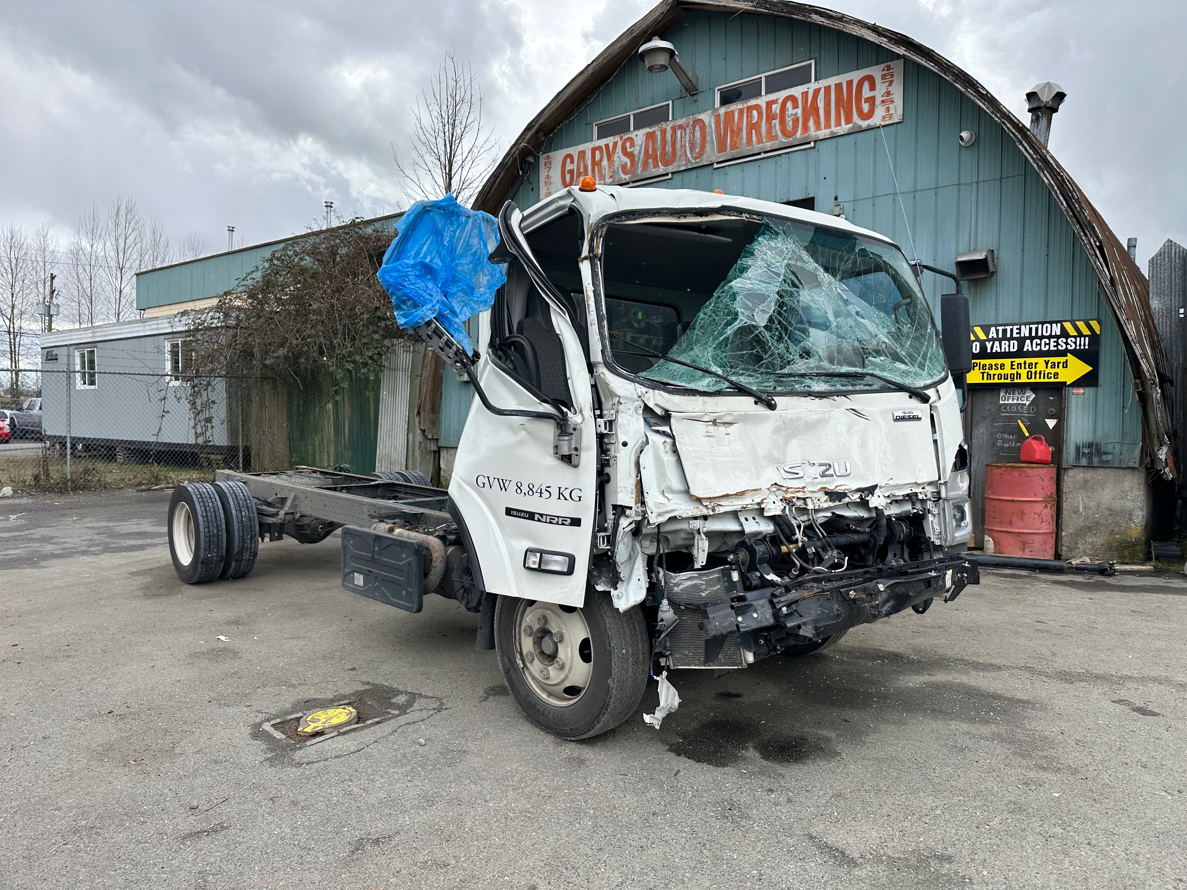 2023 Isuzu NPR Cab Chassis – IS2501