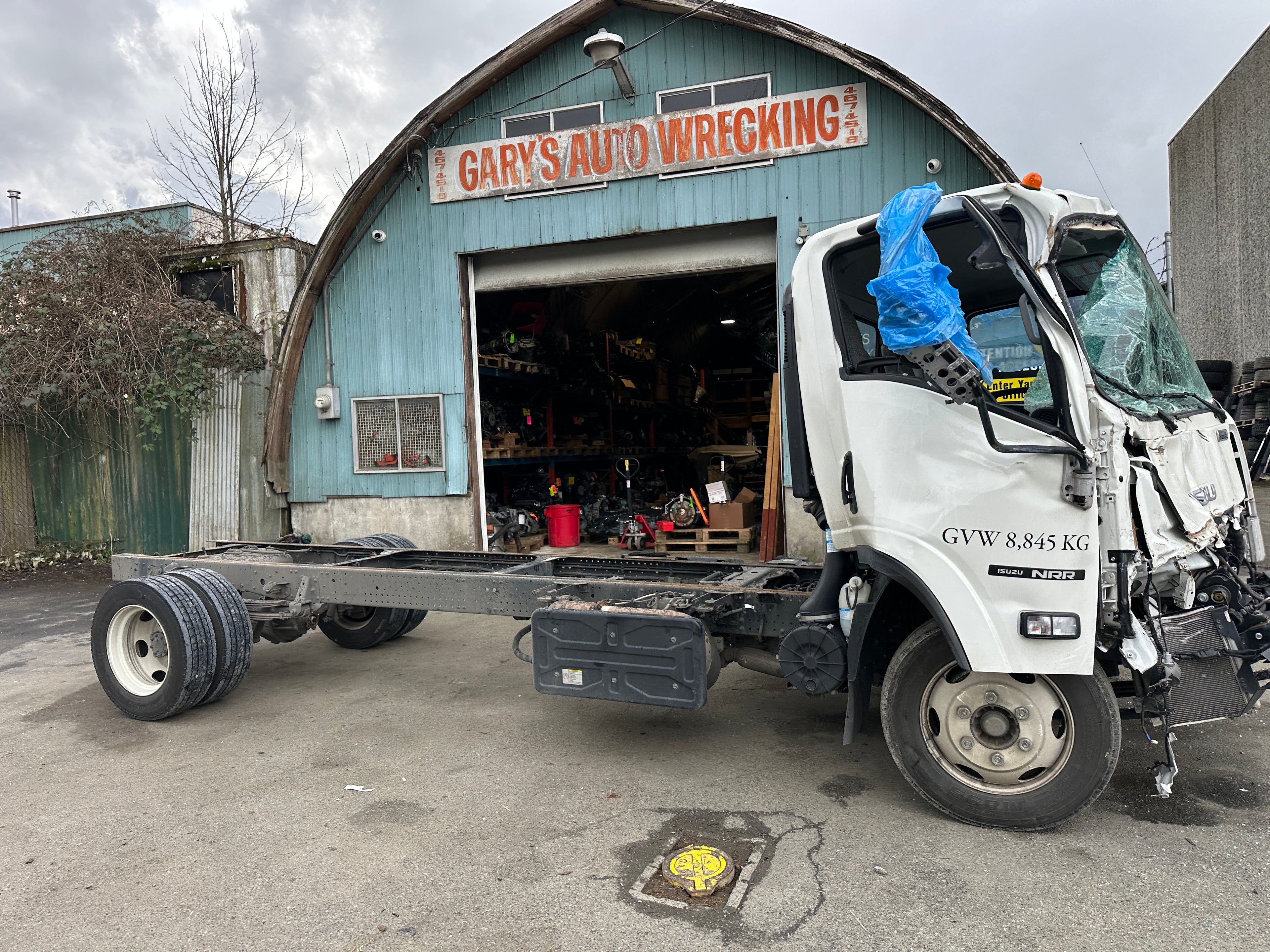 2023 Isuzu NPR Cab Chassis – IS2501