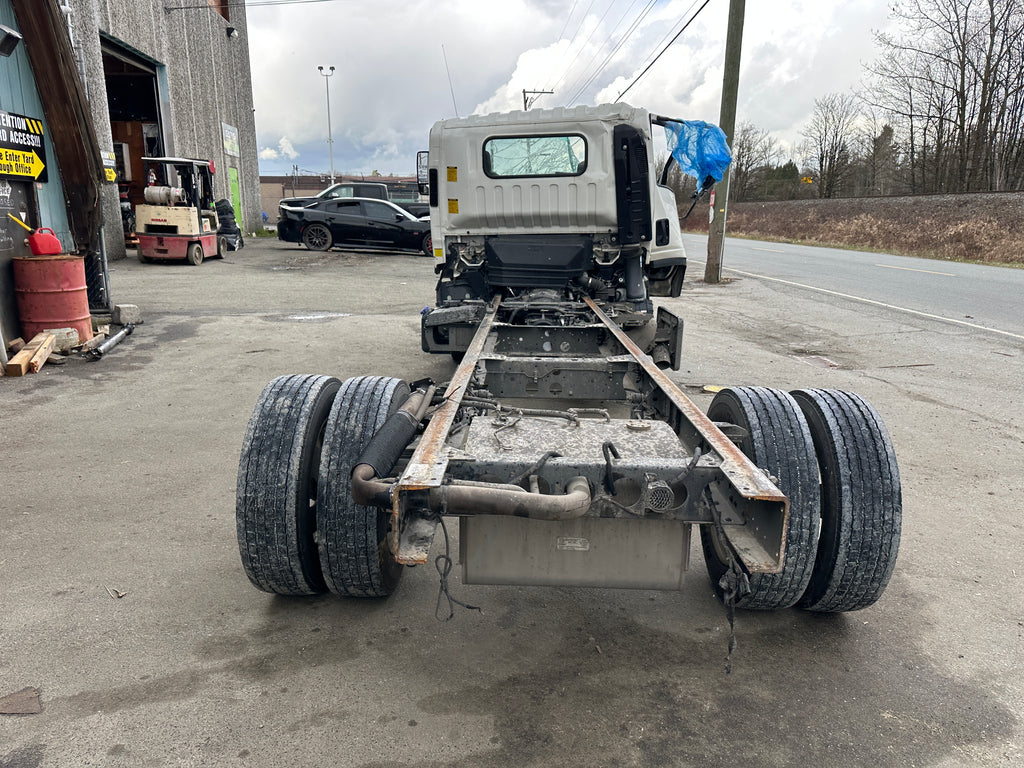 2023 Isuzu NPR Cab Chassis – IS2501