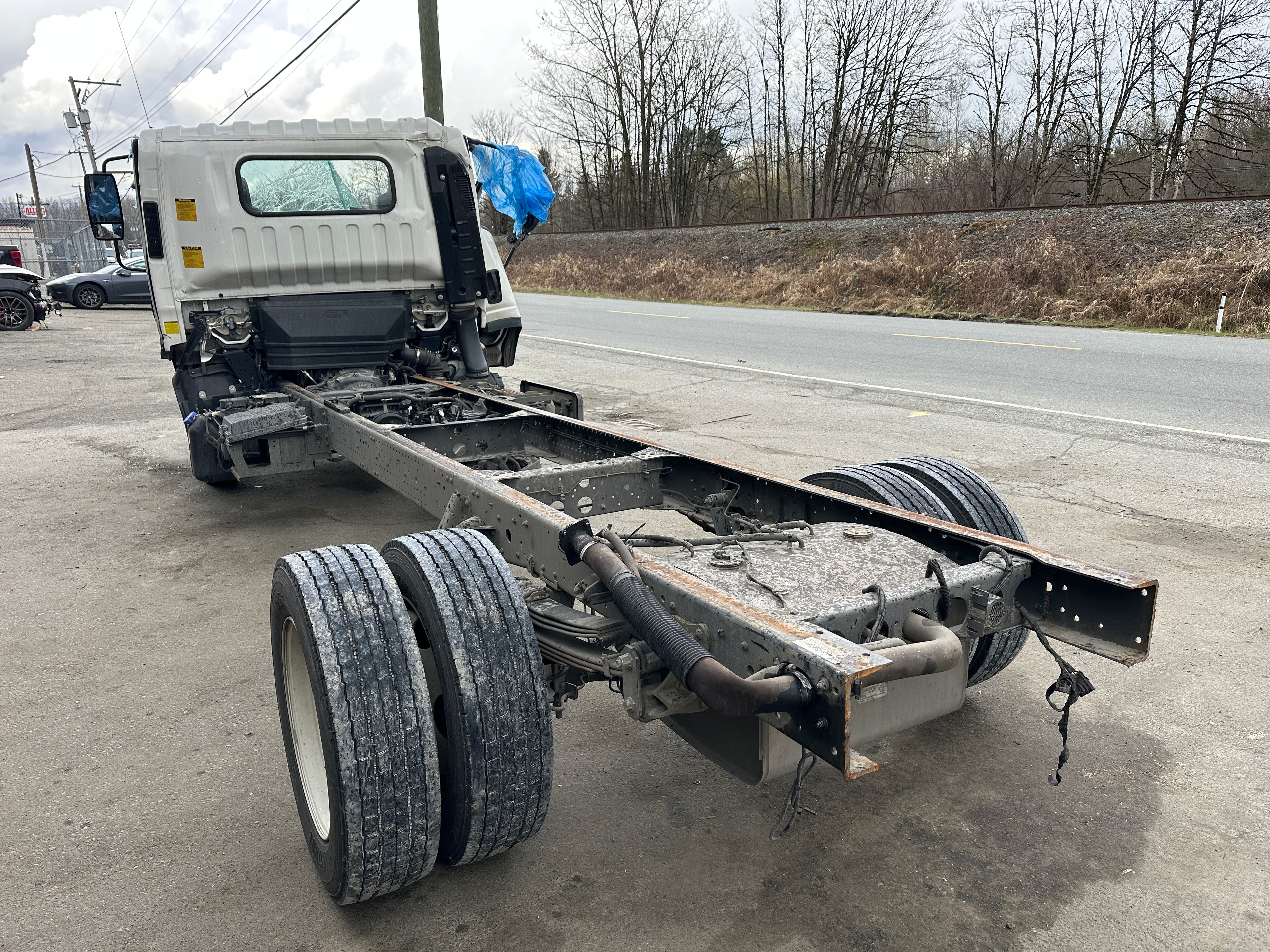 2023 Isuzu NPR Cab Chassis – IS2501