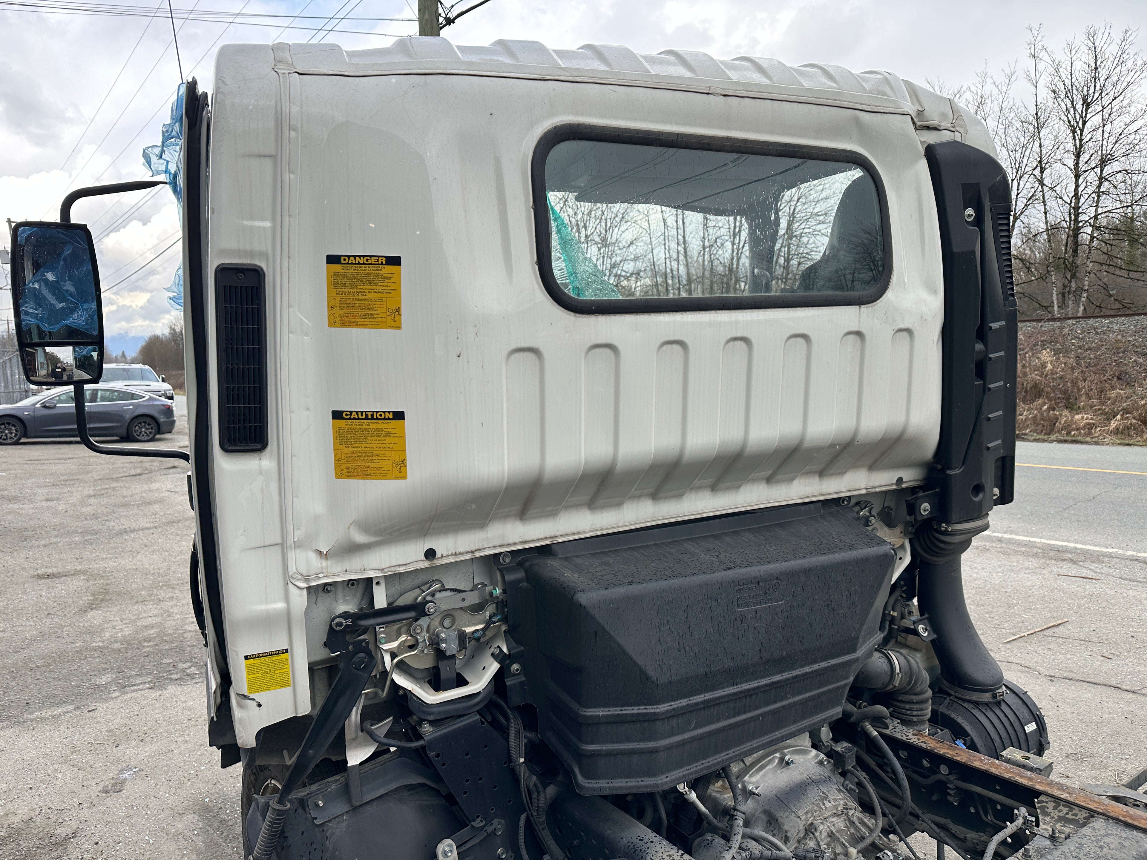 2023 Isuzu NPR Cab Chassis – IS2501