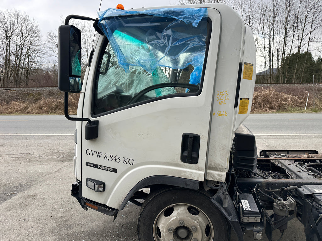 2023 Isuzu NPR Cab Chassis – IS2501