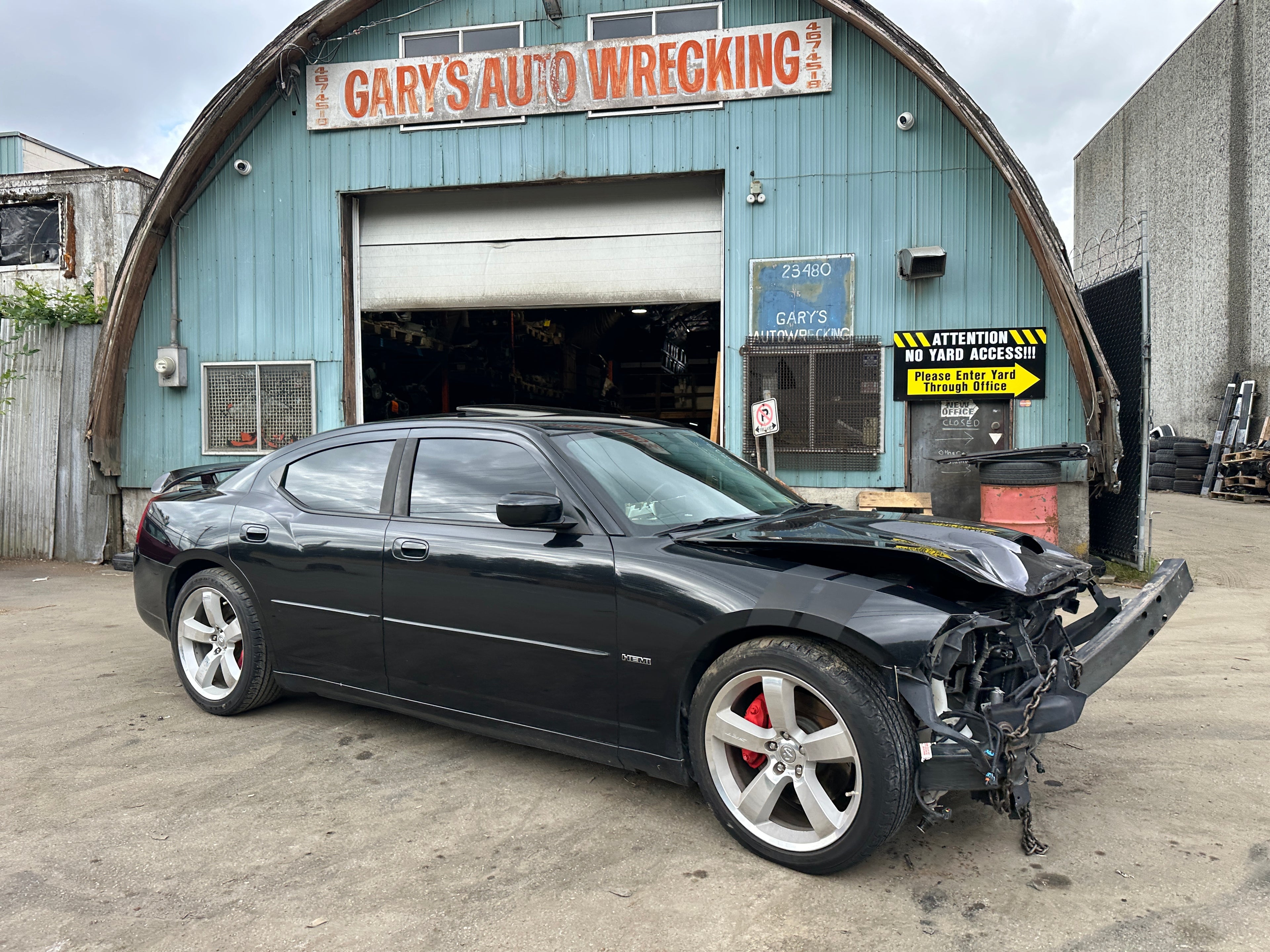 2006 Dodge Charger SRT-8 – D2504