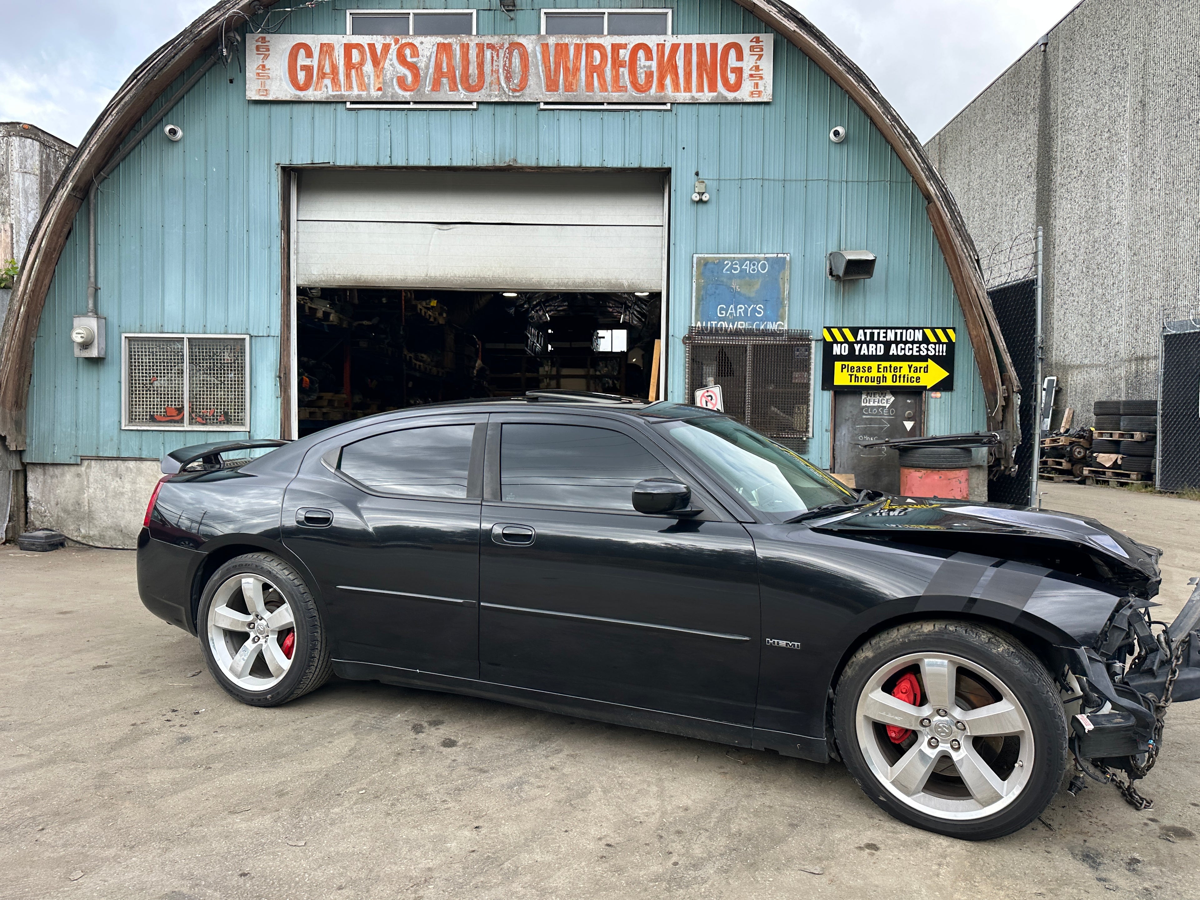 2006 Dodge Charger SRT-8 – D2504