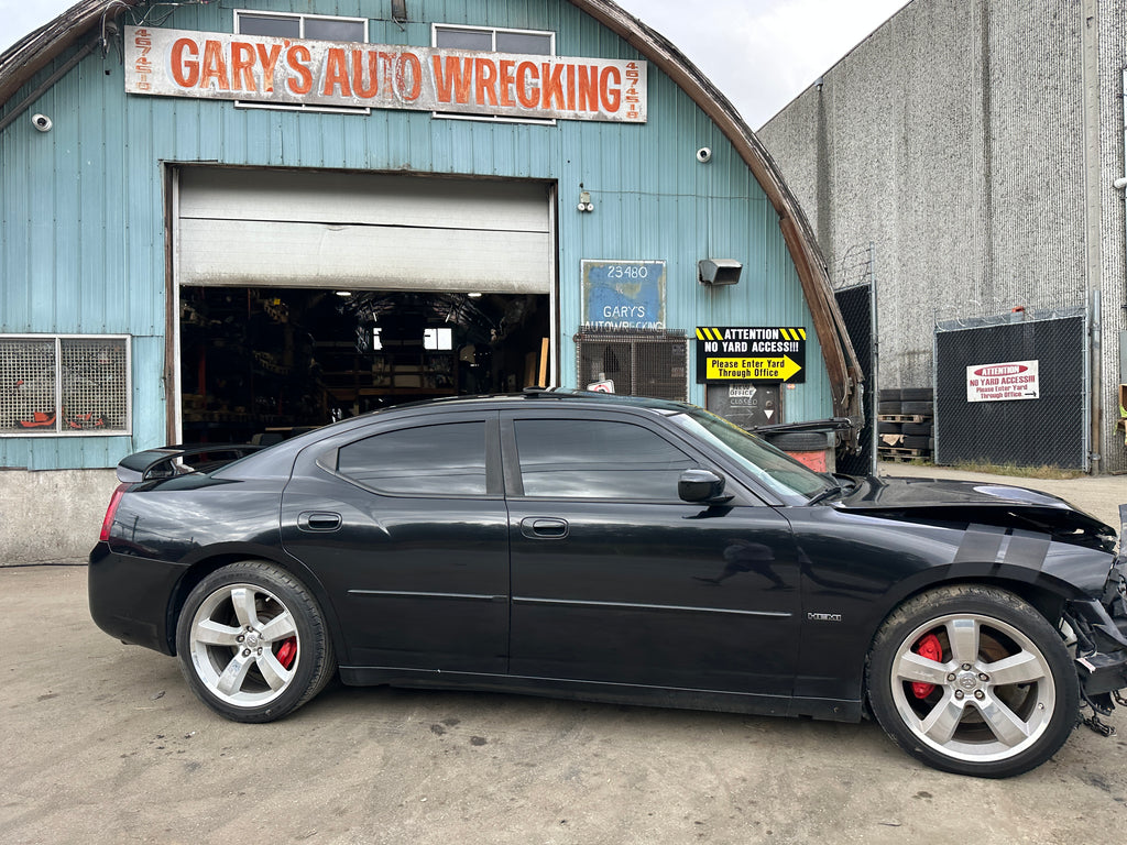 2006 Dodge Charger SRT-8 – D2504