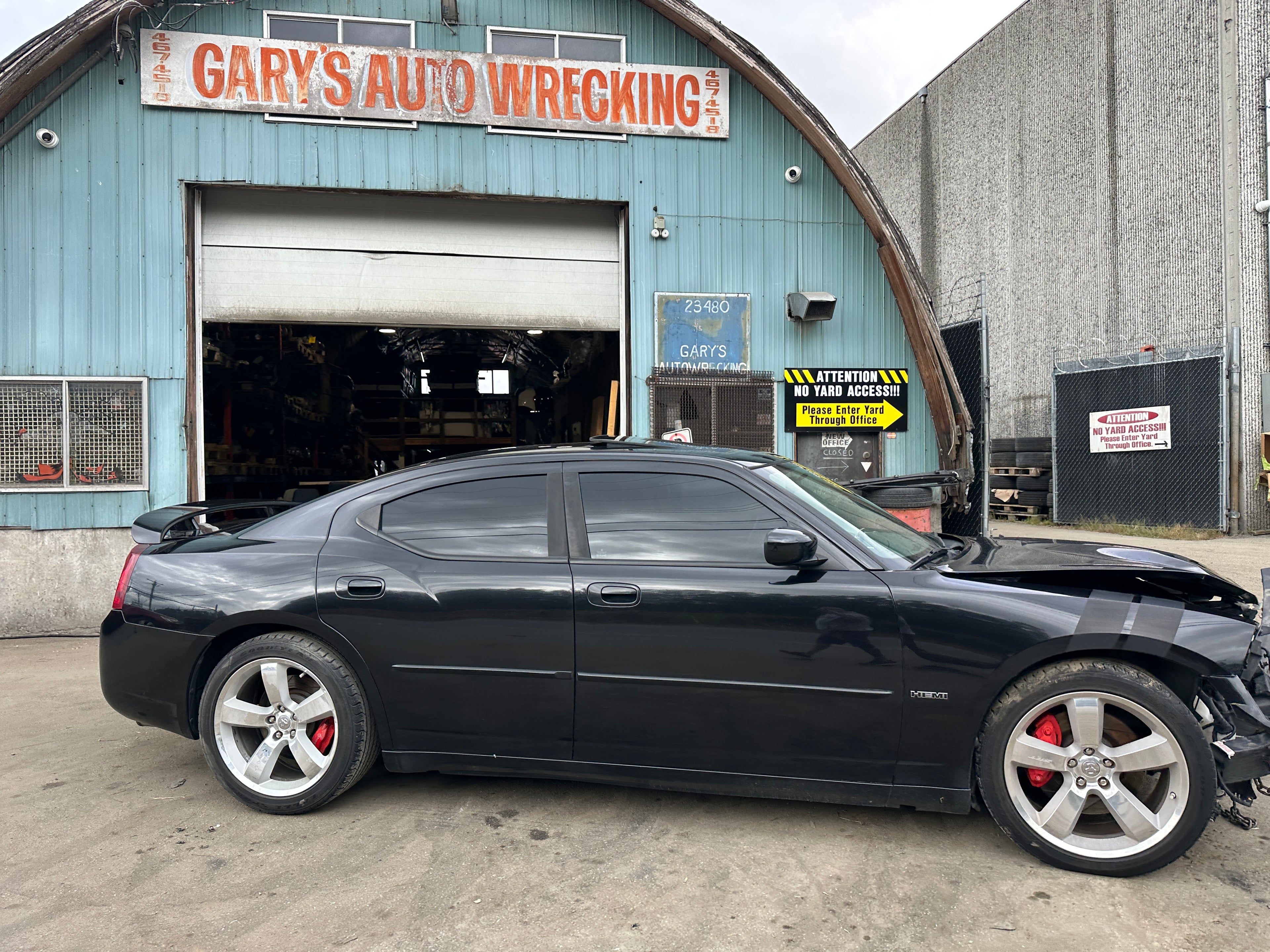 2006 Dodge Charger SRT-8 – D2504
