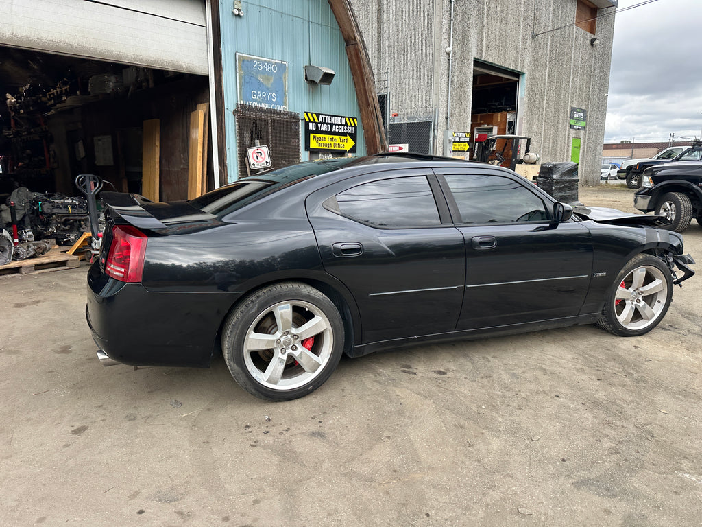 2006 Dodge Charger SRT-8 – D2504