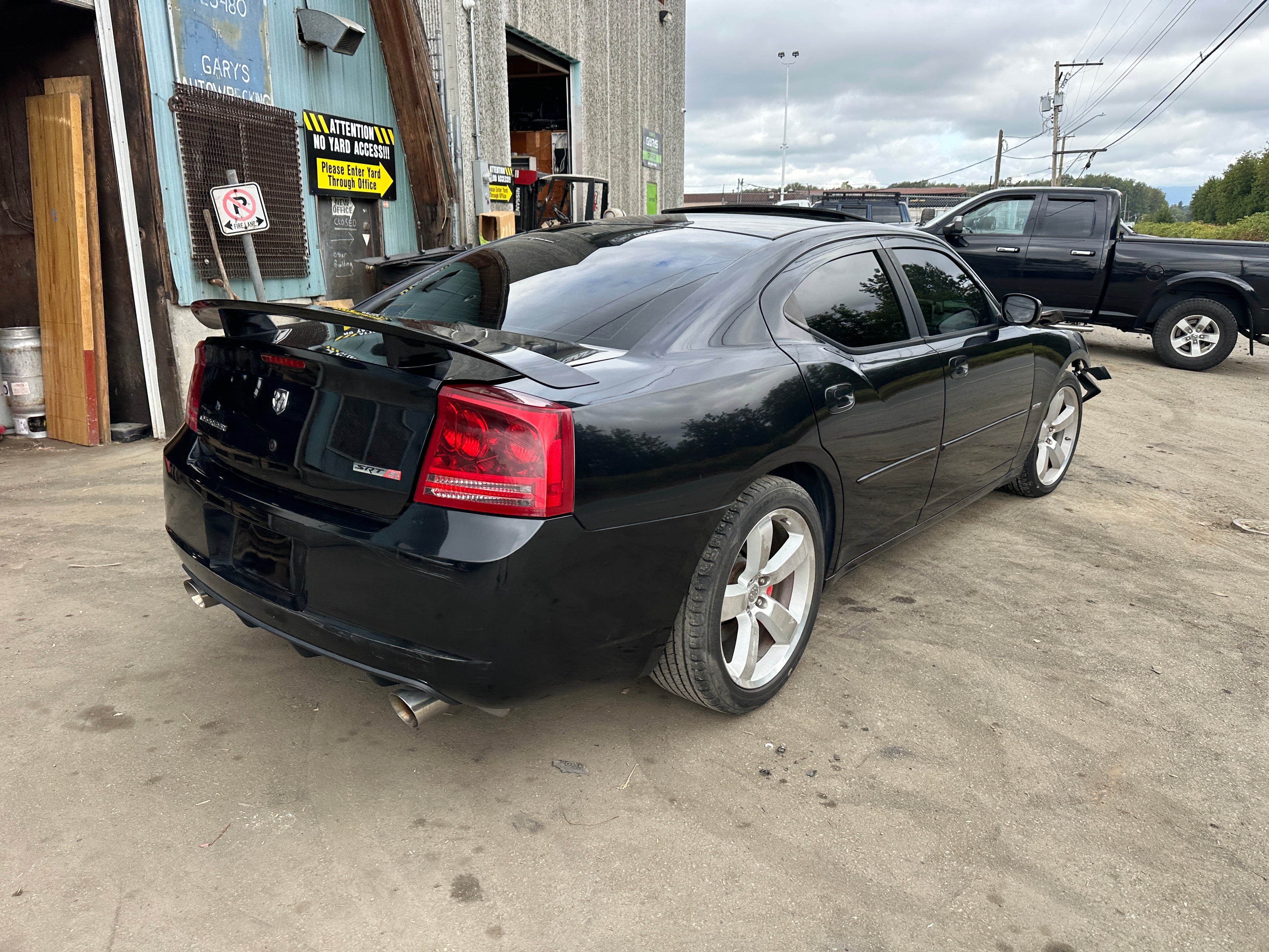 2006 Dodge Charger SRT-8 – D2504