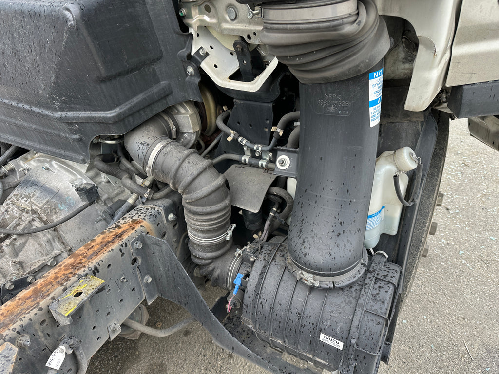 2023 Isuzu NPR Cab Chassis – IS2501