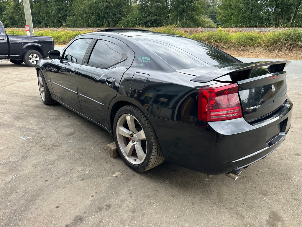 2006 Dodge Charger SRT-8 – D2504