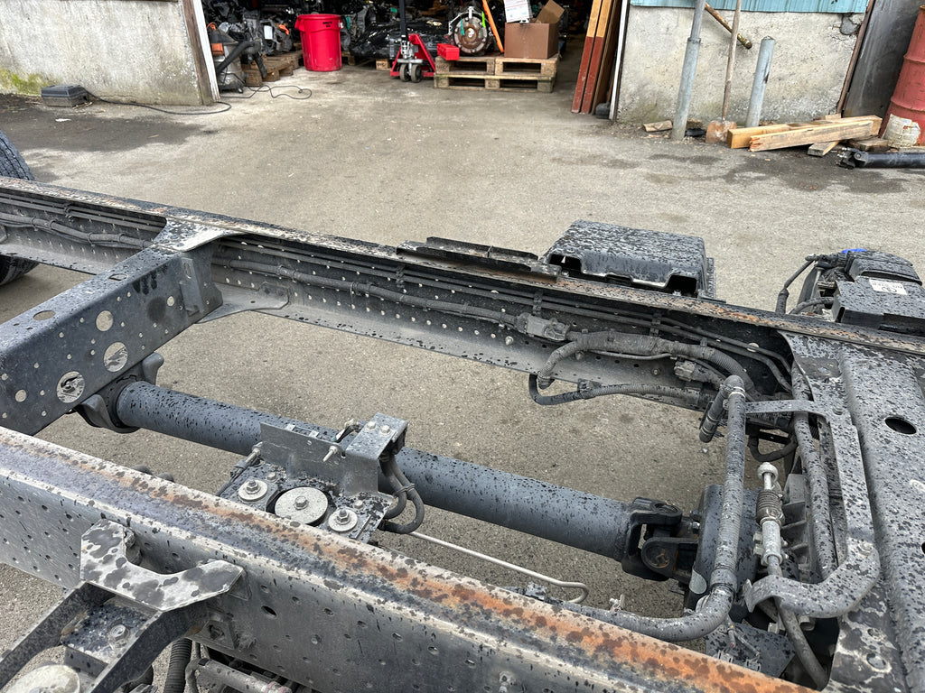 2023 Isuzu NPR Cab Chassis – IS2501