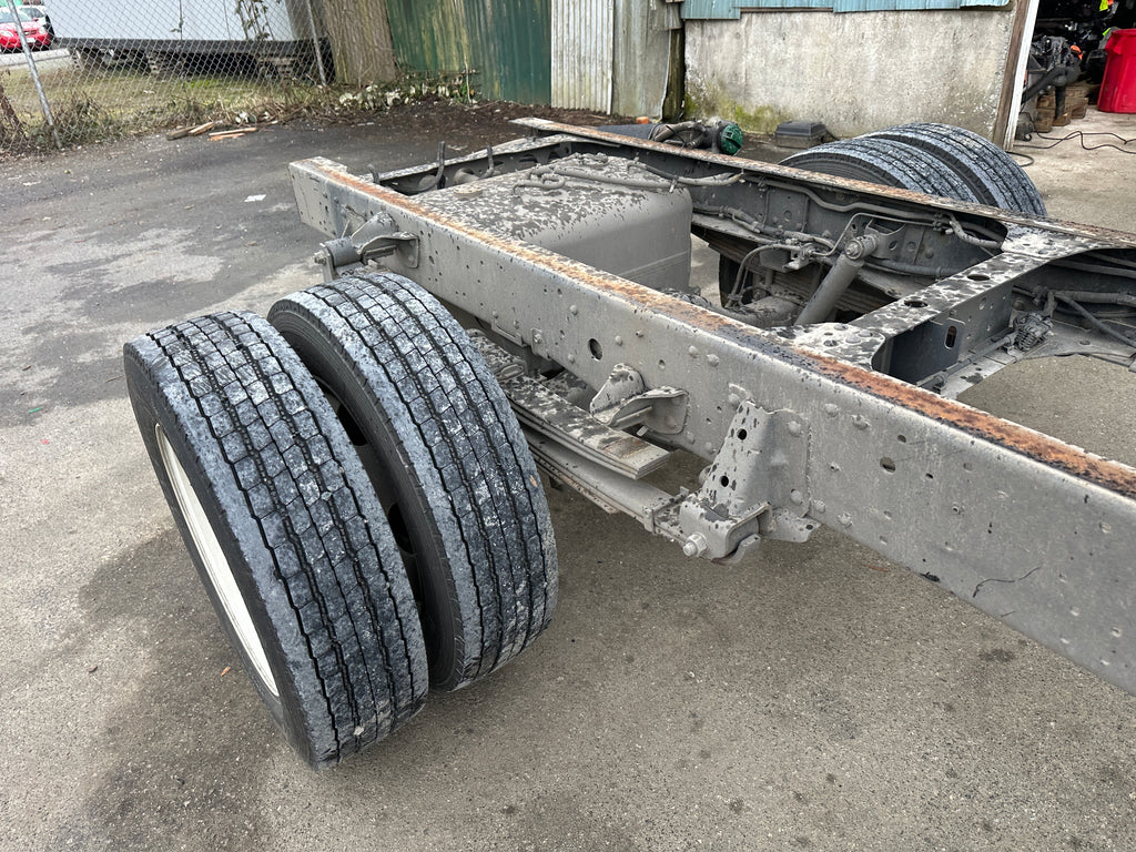 2023 Isuzu NPR Cab Chassis – IS2501