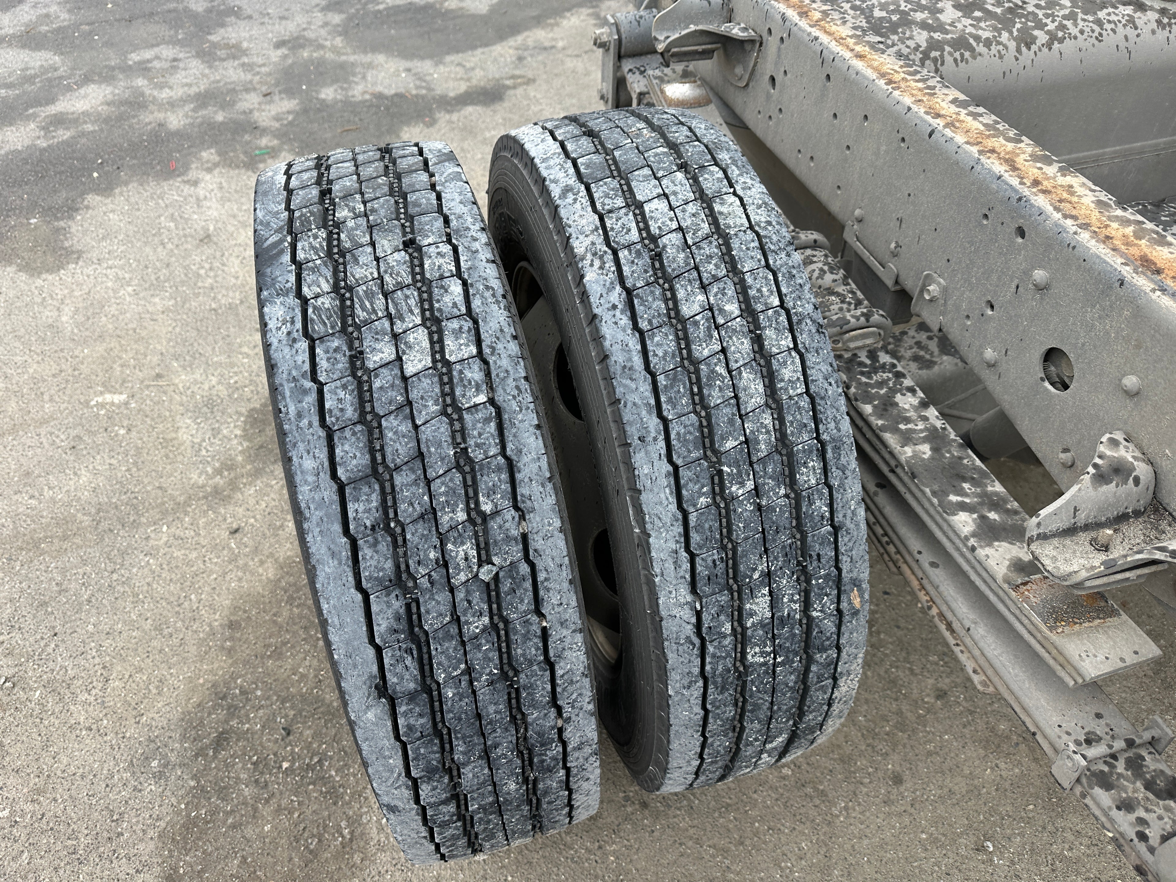 2023 Isuzu NPR Cab Chassis – IS2501