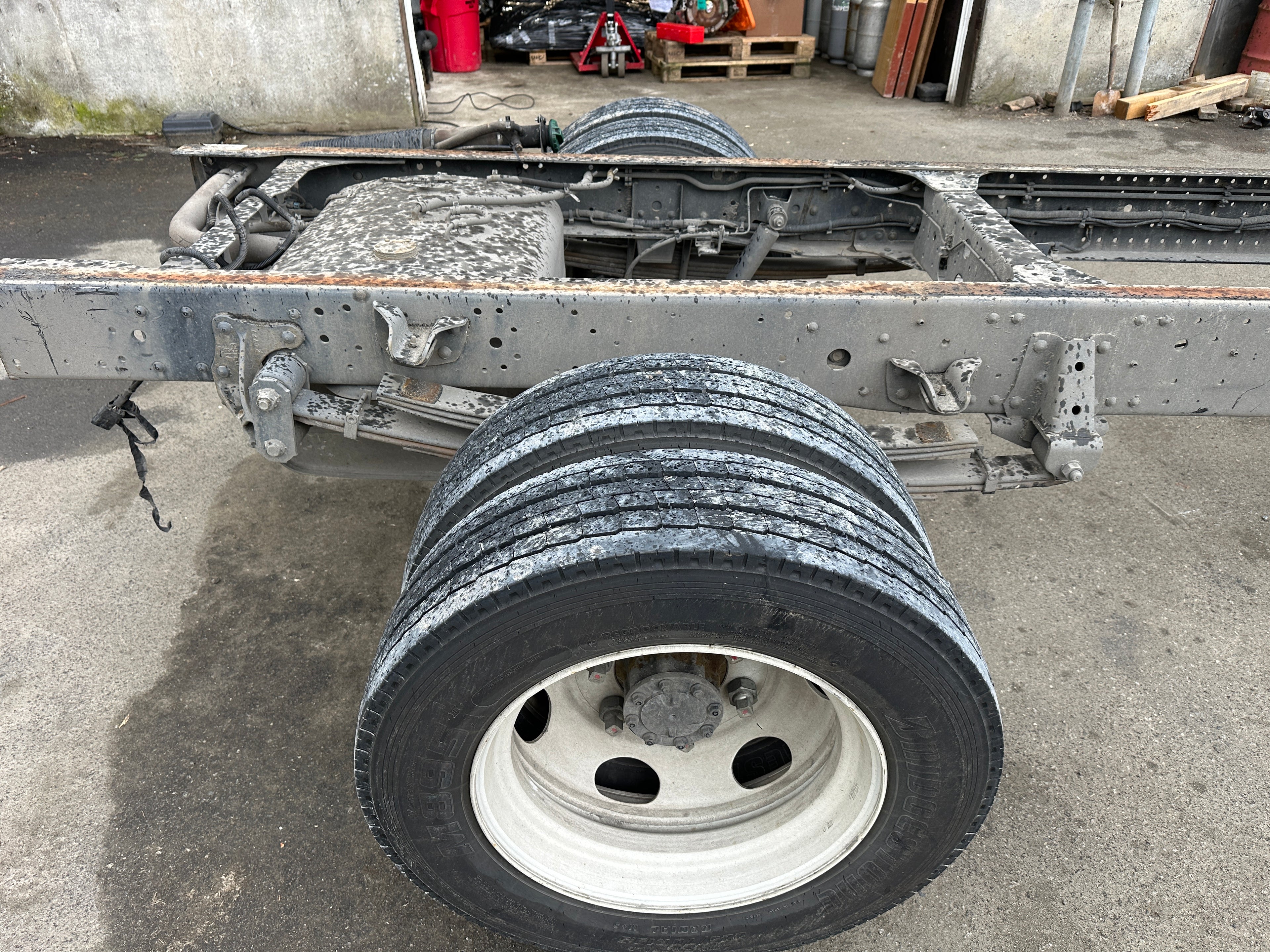2023 Isuzu NPR Cab Chassis – IS2501