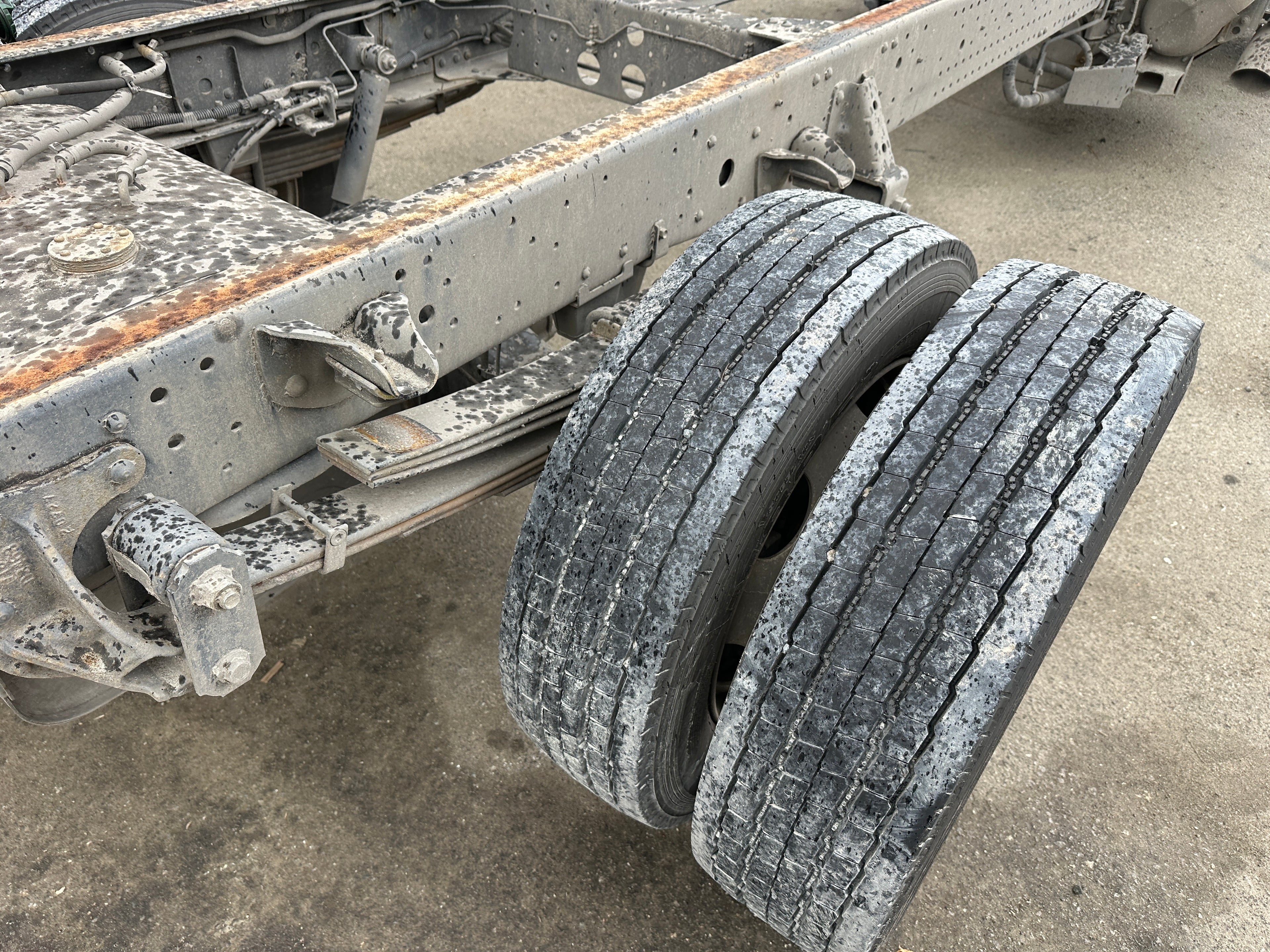 2023 Isuzu NPR Cab Chassis – IS2501
