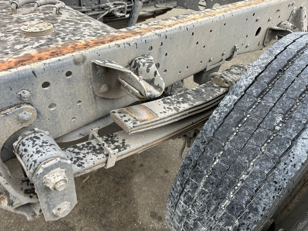 2023 Isuzu NPR Cab Chassis – IS2501