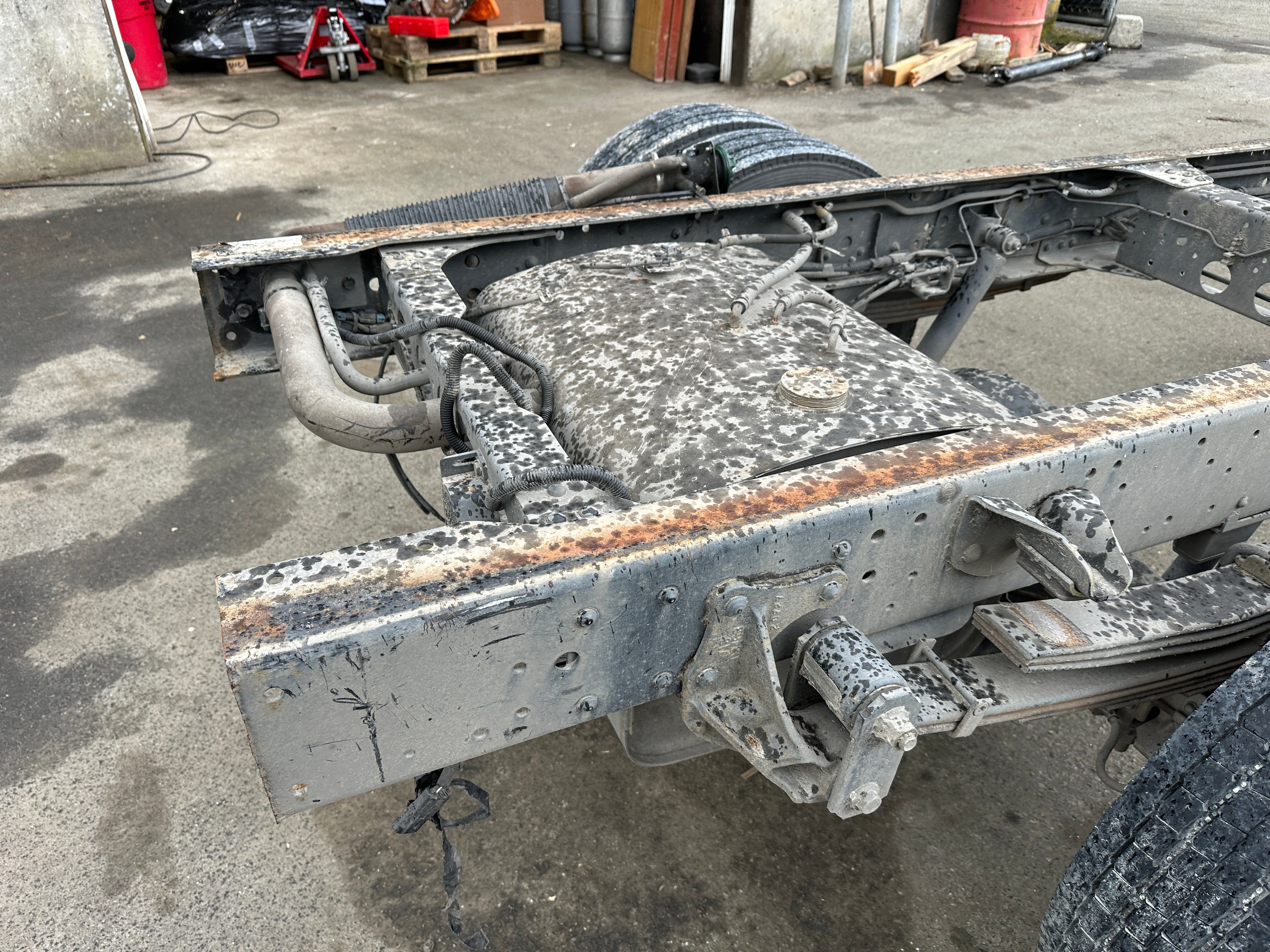2023 Isuzu NPR Cab Chassis – IS2501