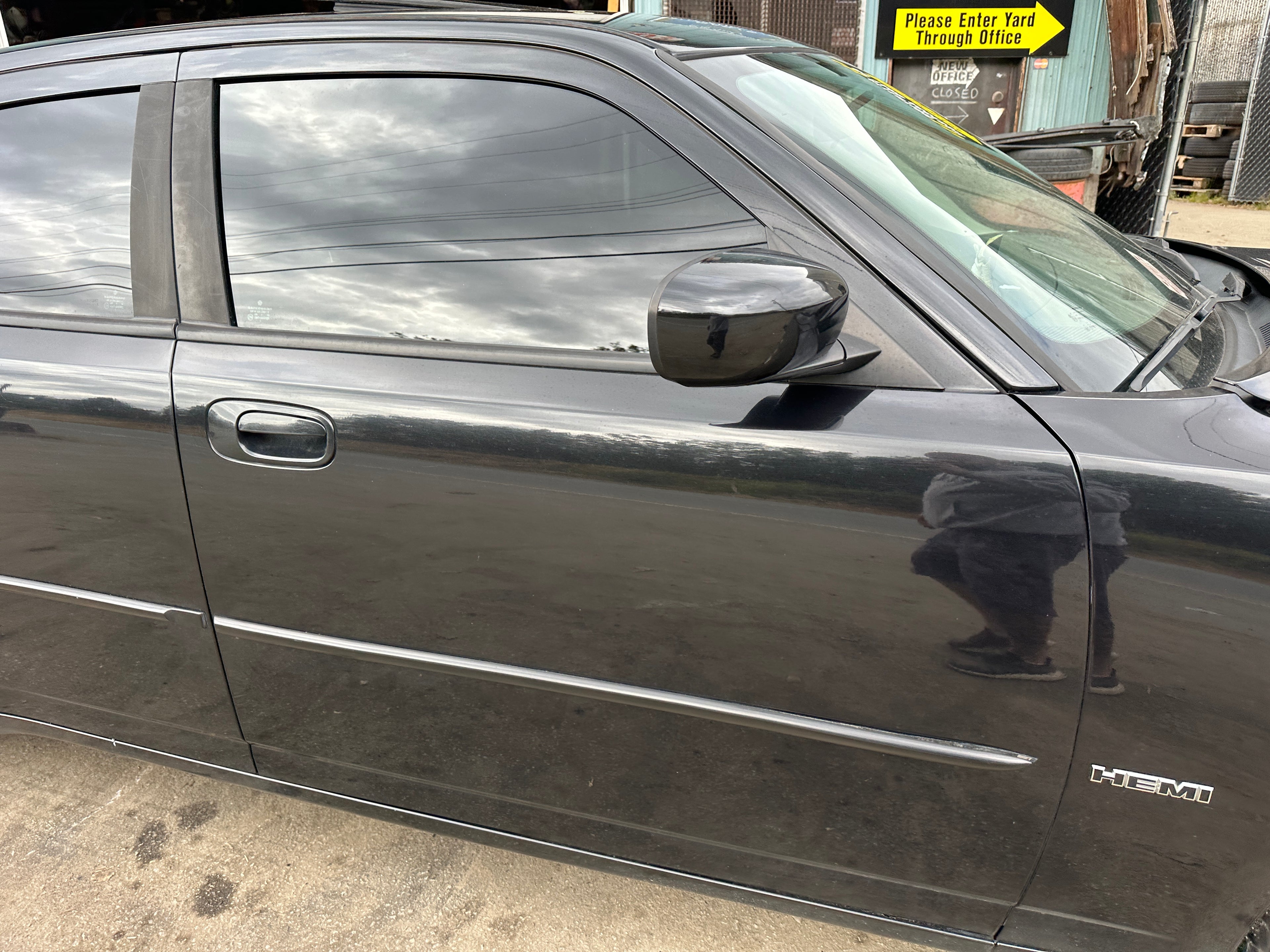 2006 Dodge Charger SRT-8 – D2504