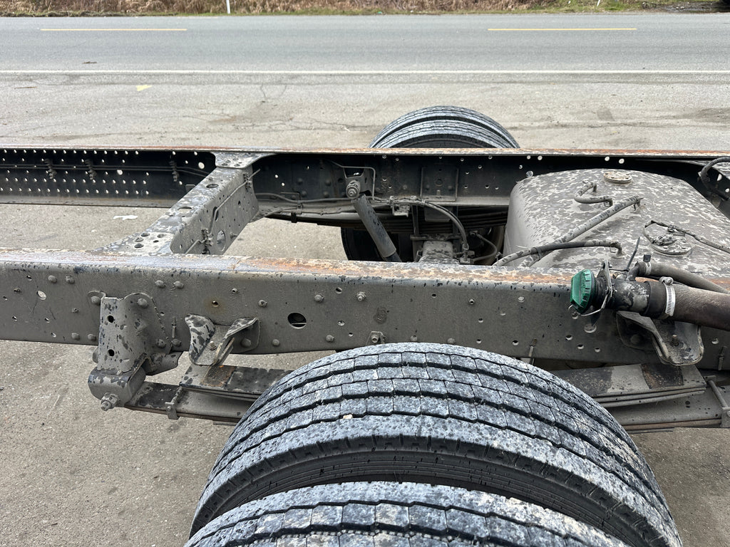 2023 Isuzu NPR Cab Chassis – IS2501