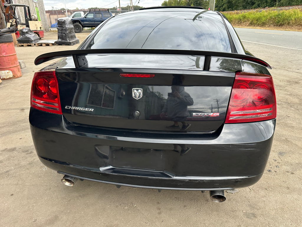 2006 Dodge Charger SRT-8 – D2504