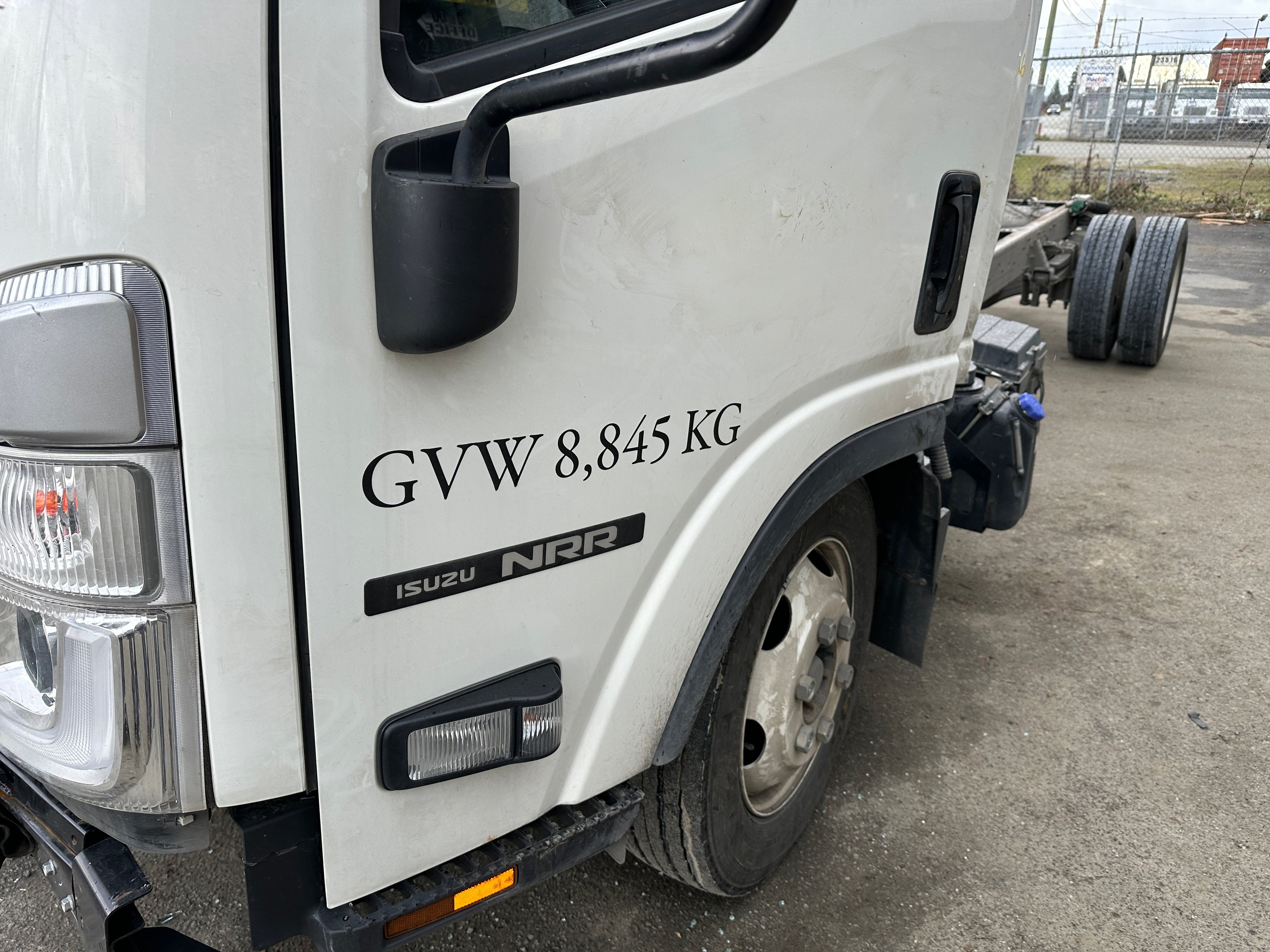 2023 Isuzu NPR Cab Chassis – IS2501