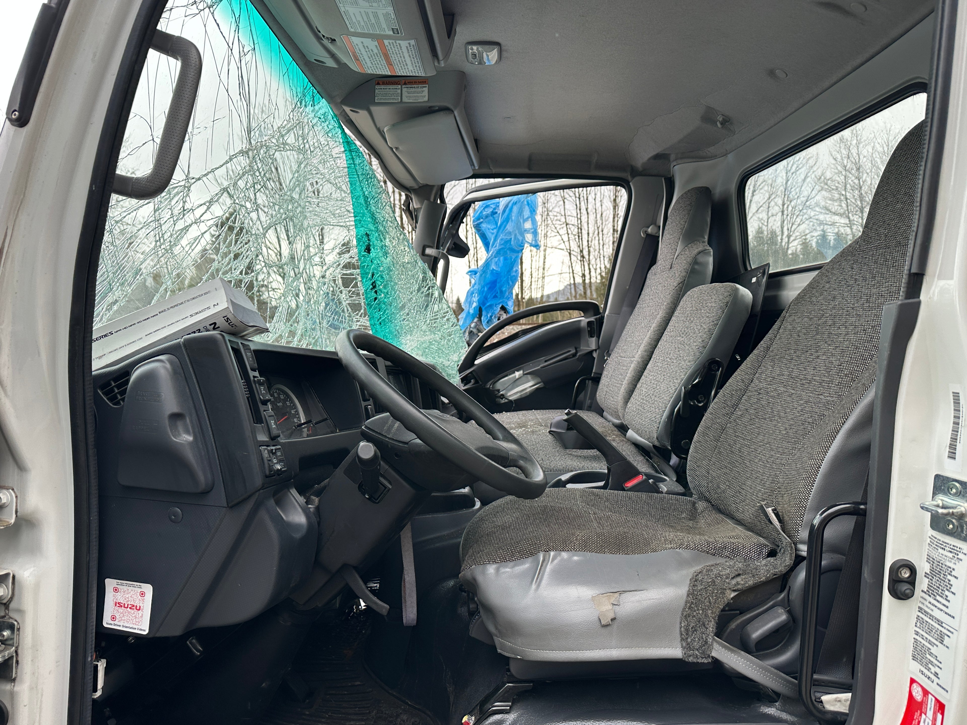 2023 Isuzu NPR Cab Chassis – IS2501