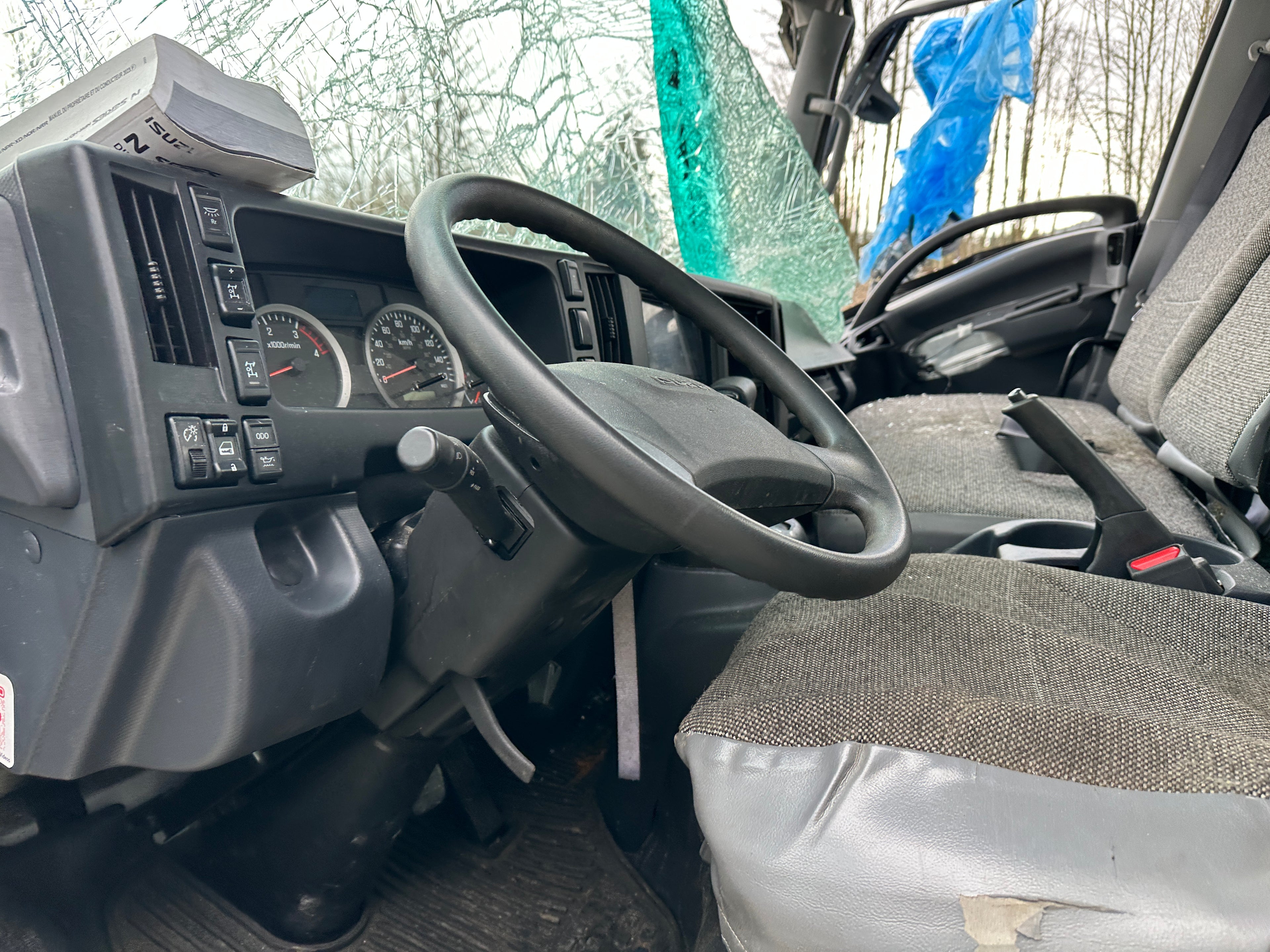 2023 Isuzu NPR Cab Chassis – IS2501