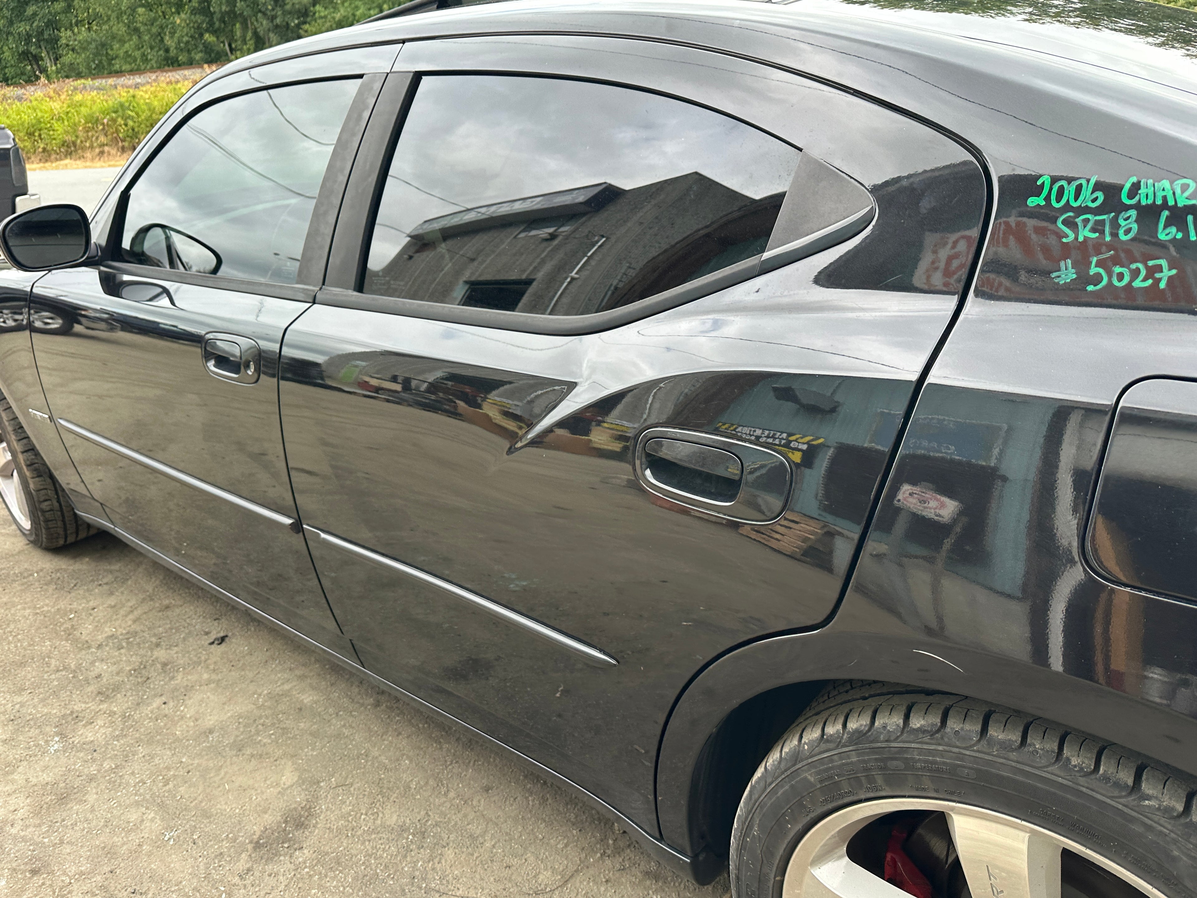 2006 Dodge Charger SRT-8 – D2504