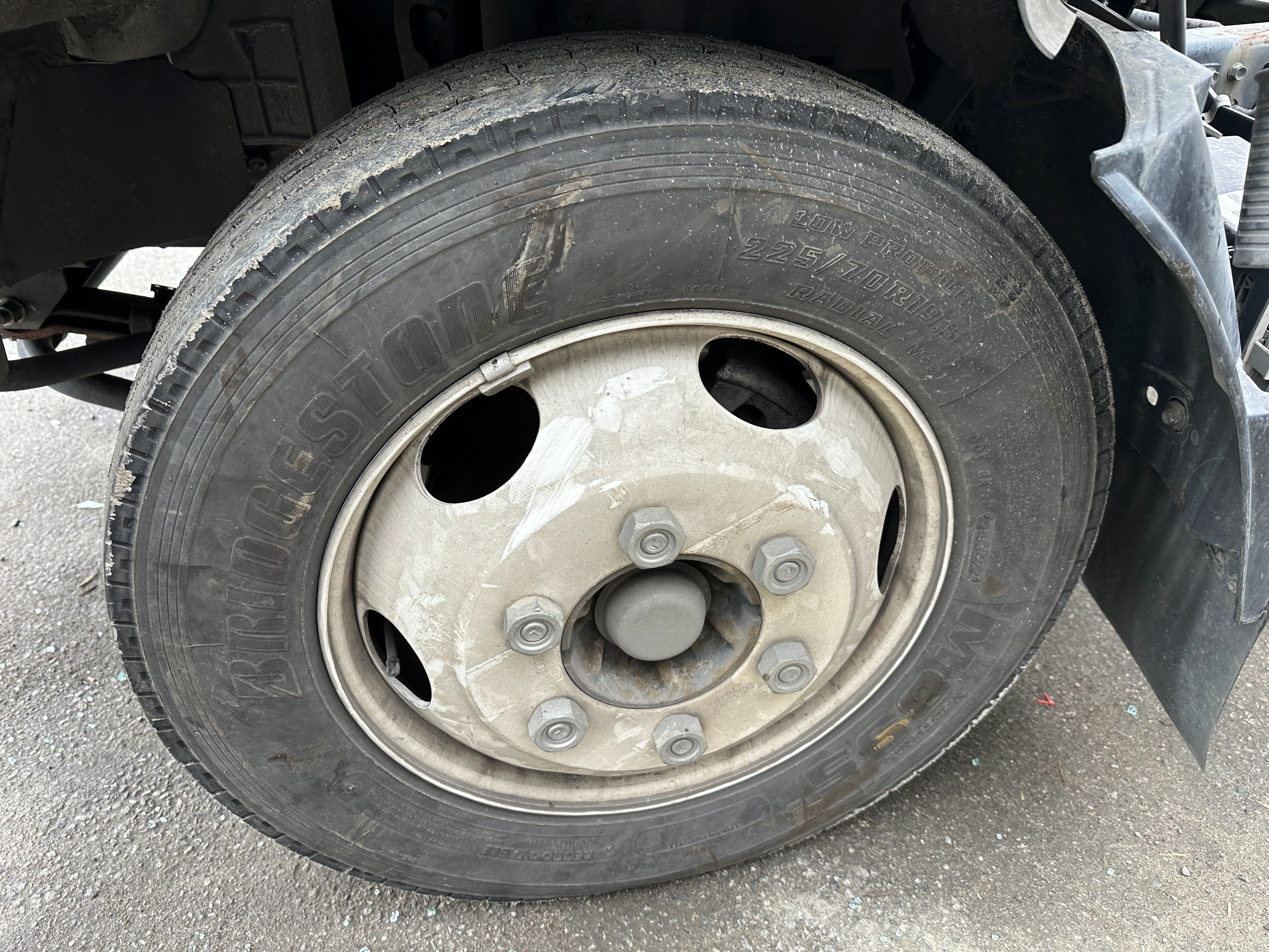 2023 Isuzu NPR Cab Chassis – IS2501