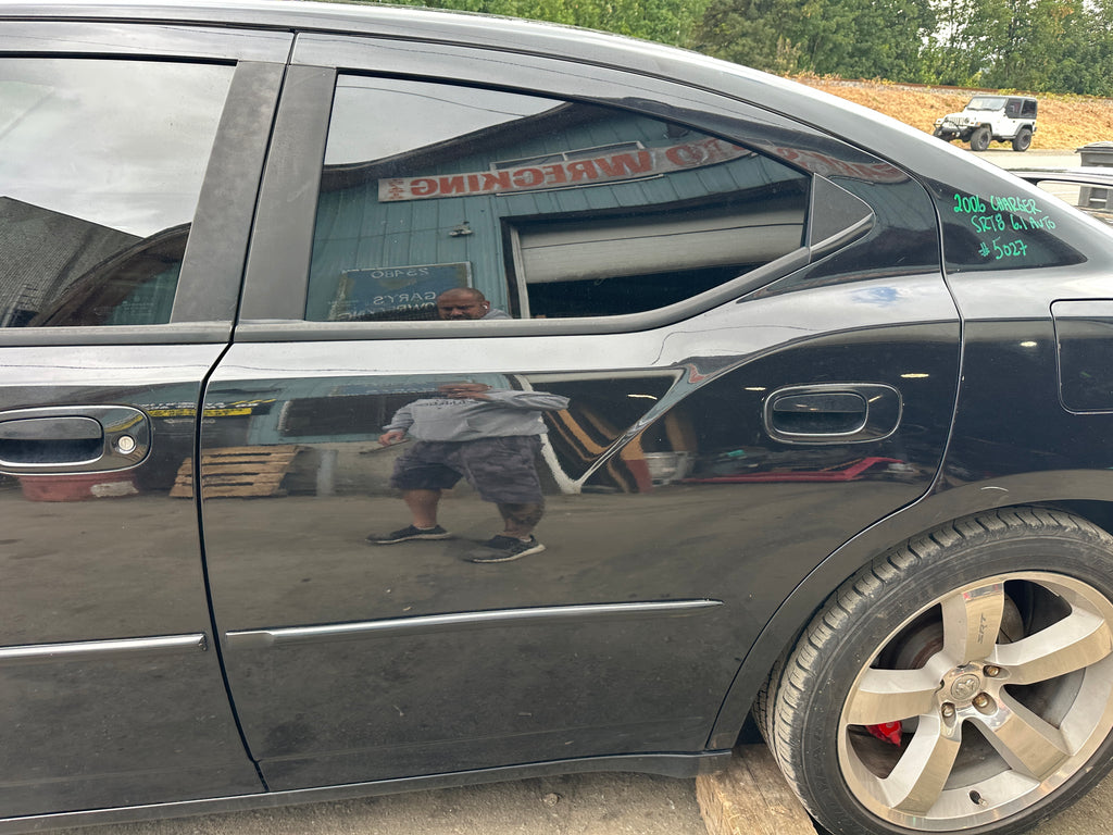 2006 Dodge Charger SRT-8 – D2504