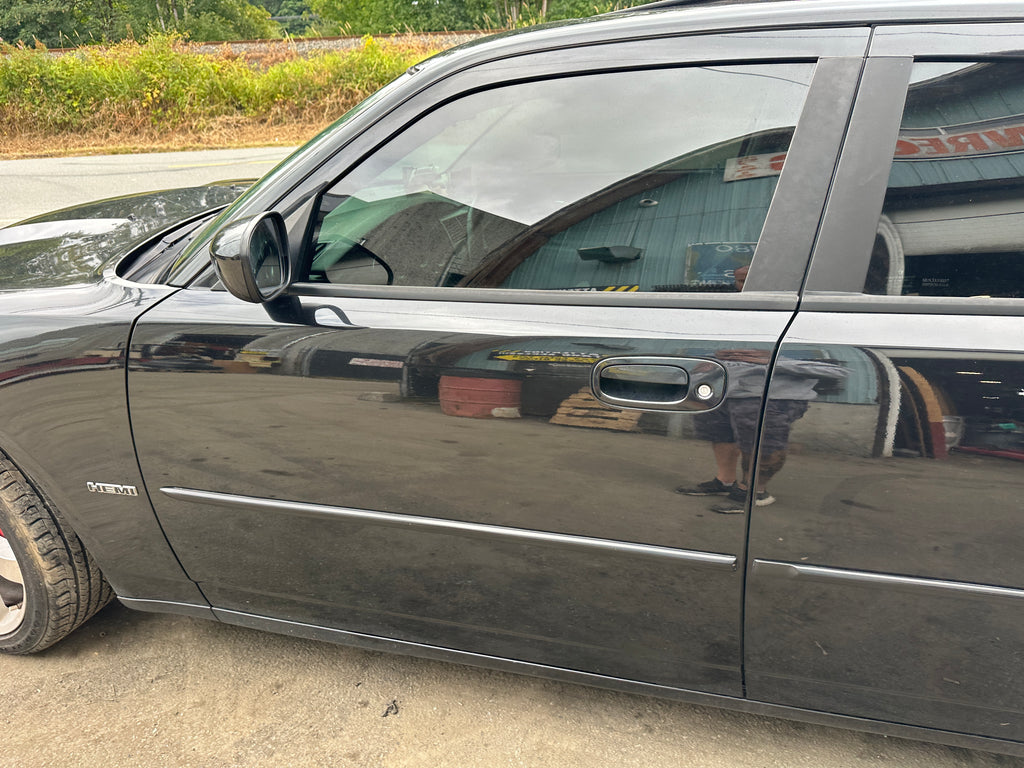 2006 Dodge Charger SRT-8 – D2504