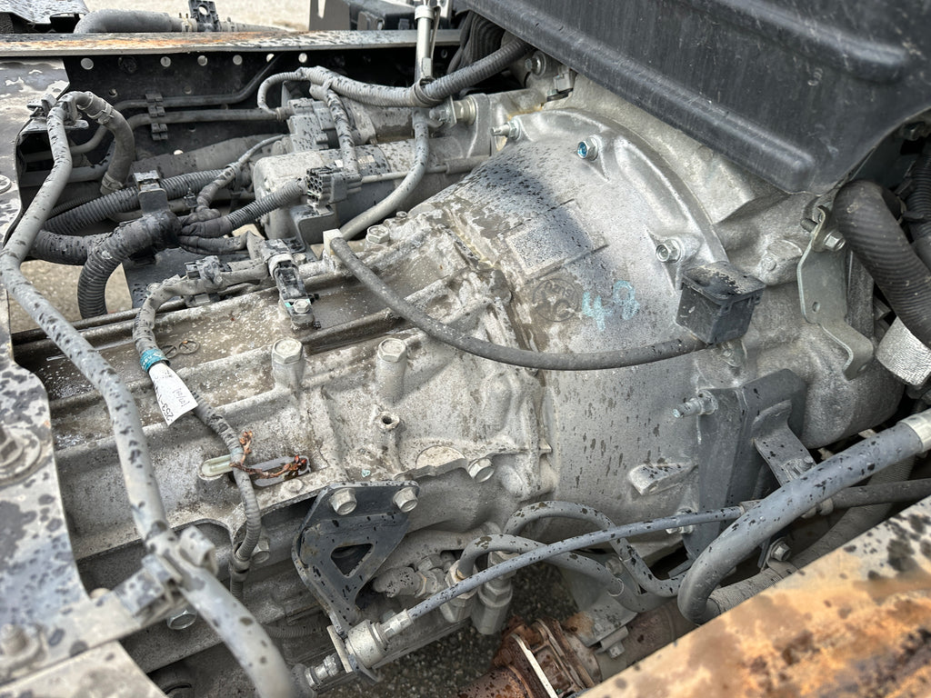 2023 Isuzu NPR Cab Chassis – IS2501