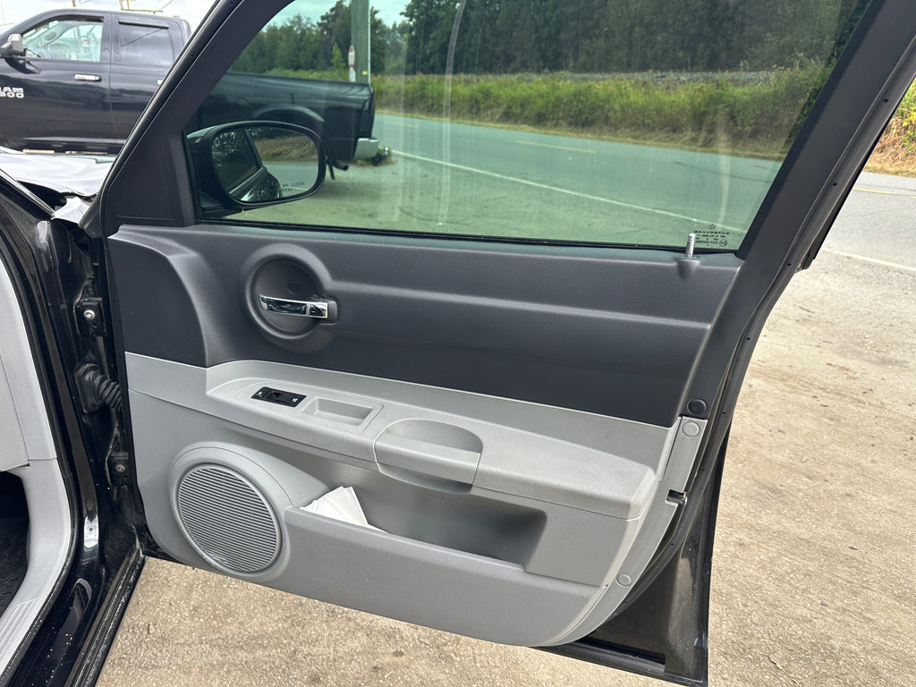 2006 Dodge Charger SRT-8 – D2504