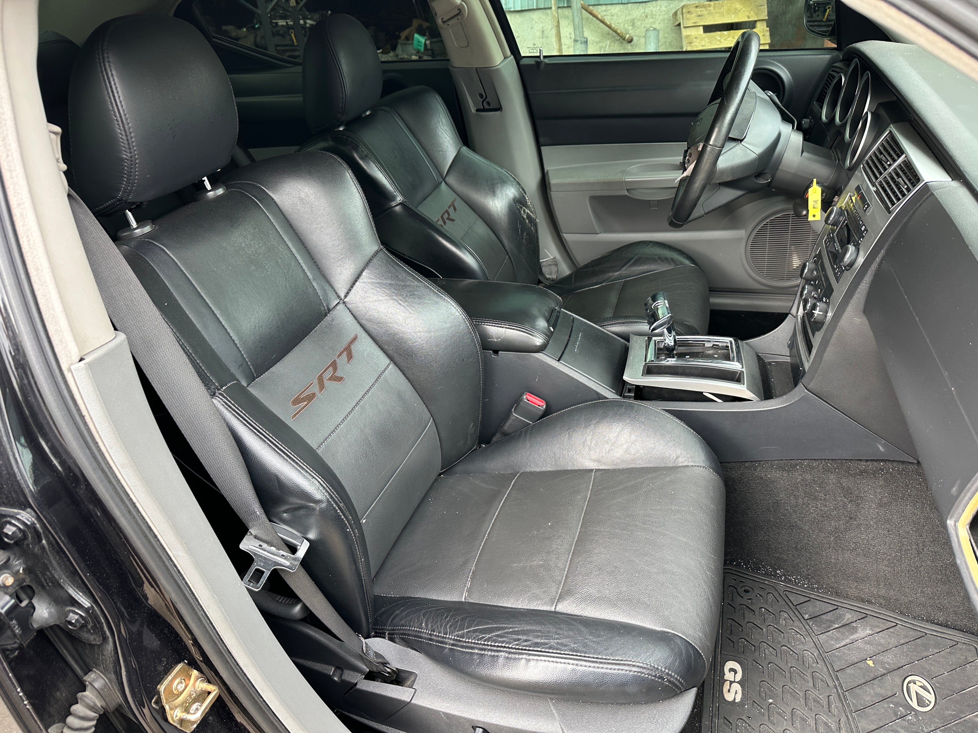 2006 Dodge Charger SRT-8 – D2504