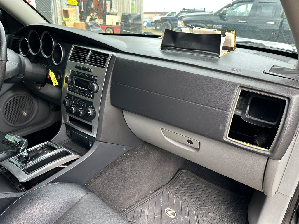 2006 Dodge Charger SRT-8 – D2504