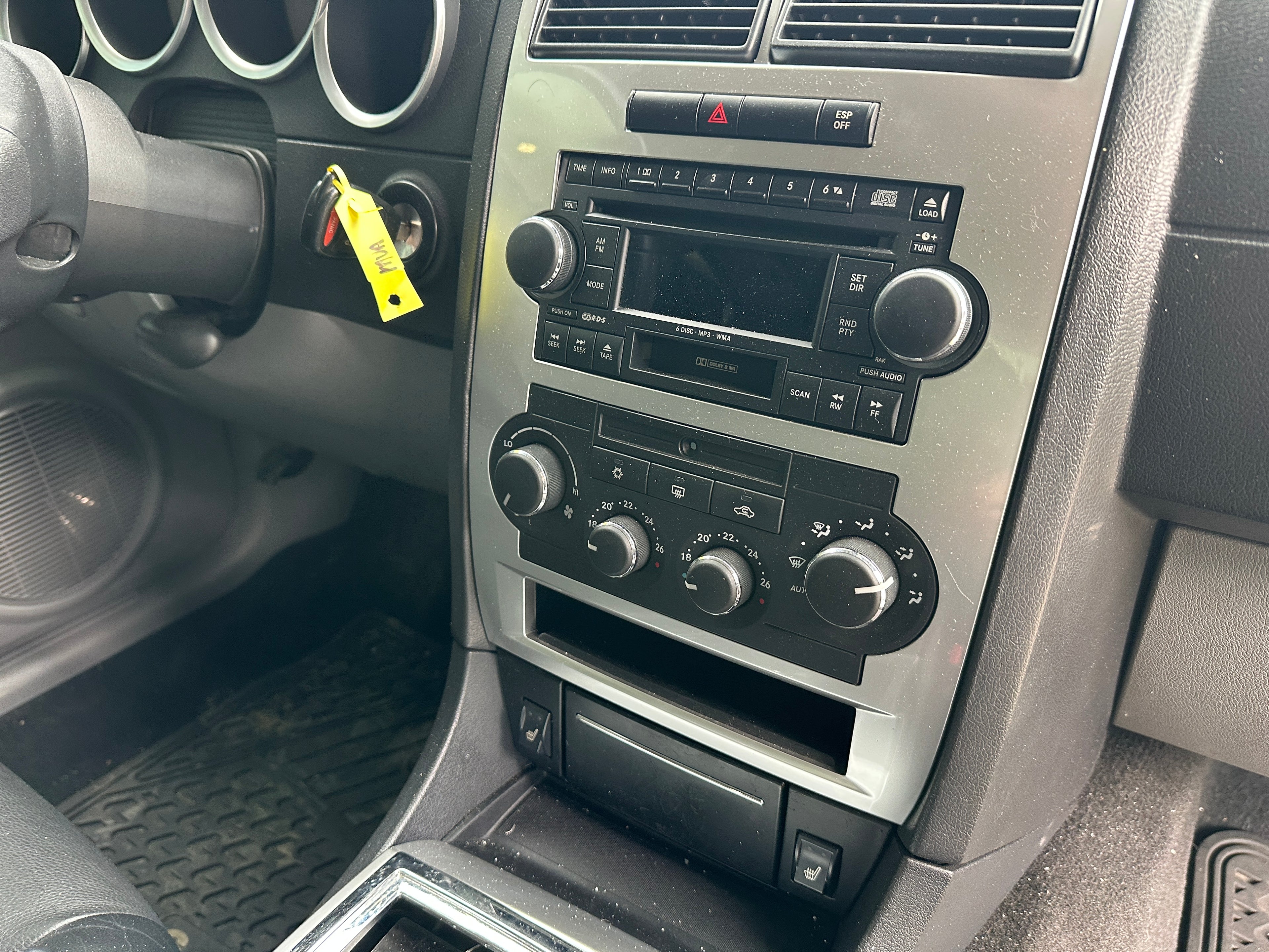 2006 Dodge Charger SRT-8 – D2504