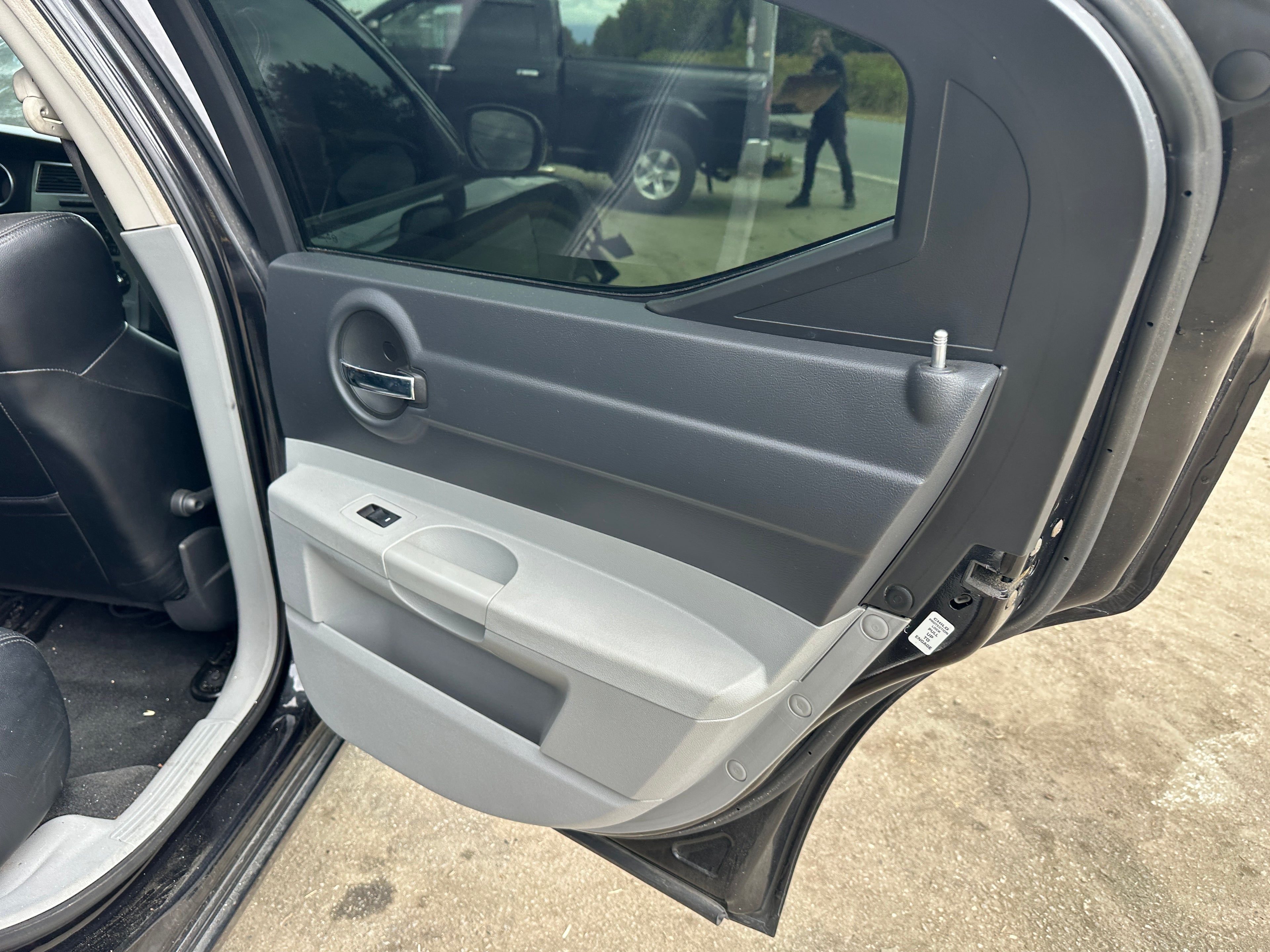 2006 Dodge Charger SRT-8 – D2504