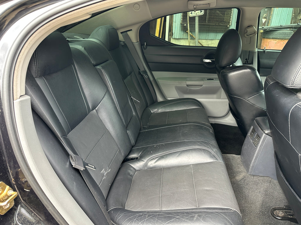 2006 Dodge Charger SRT-8 – D2504