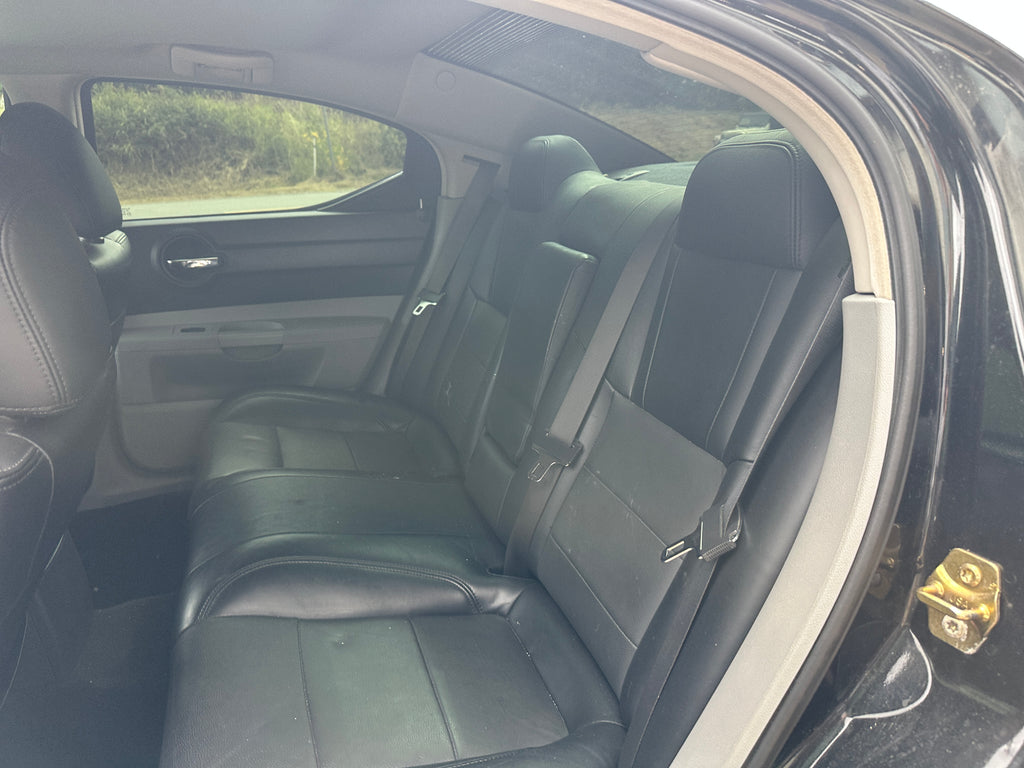 2006 Dodge Charger SRT-8 – D2504