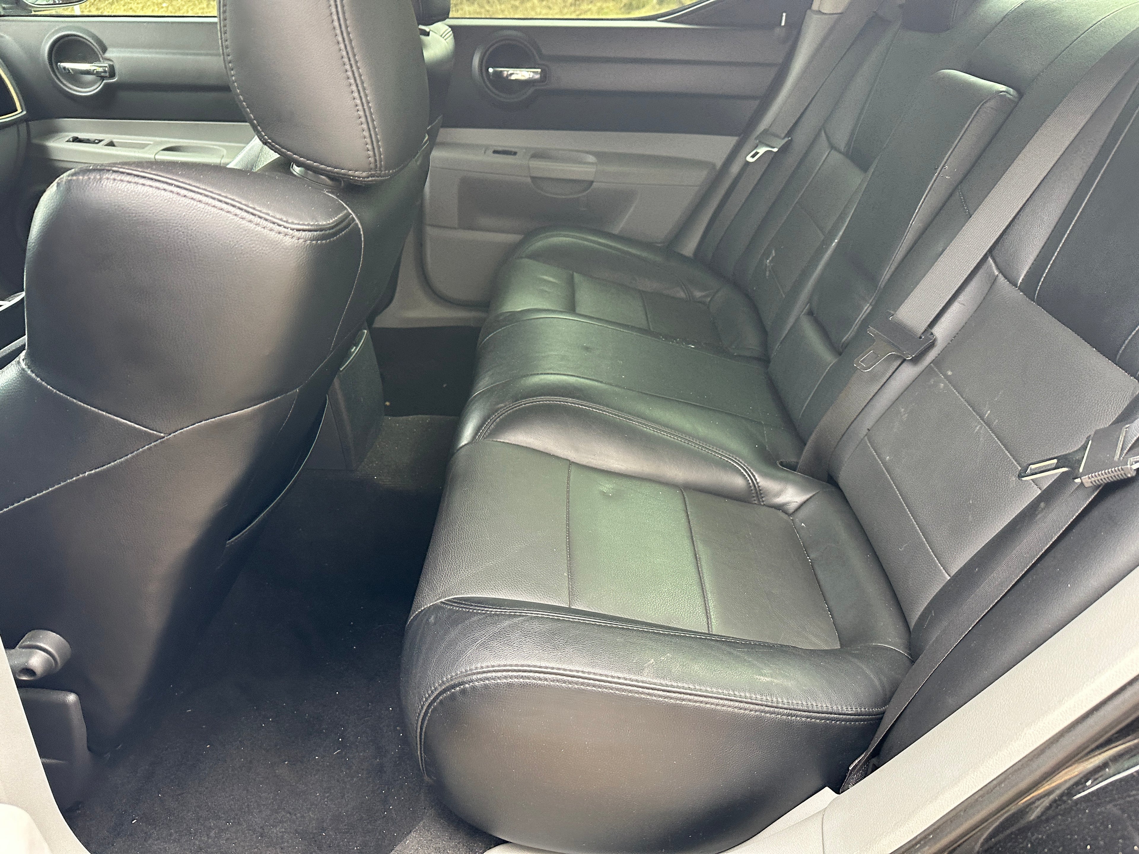 2006 Dodge Charger SRT-8 – D2504