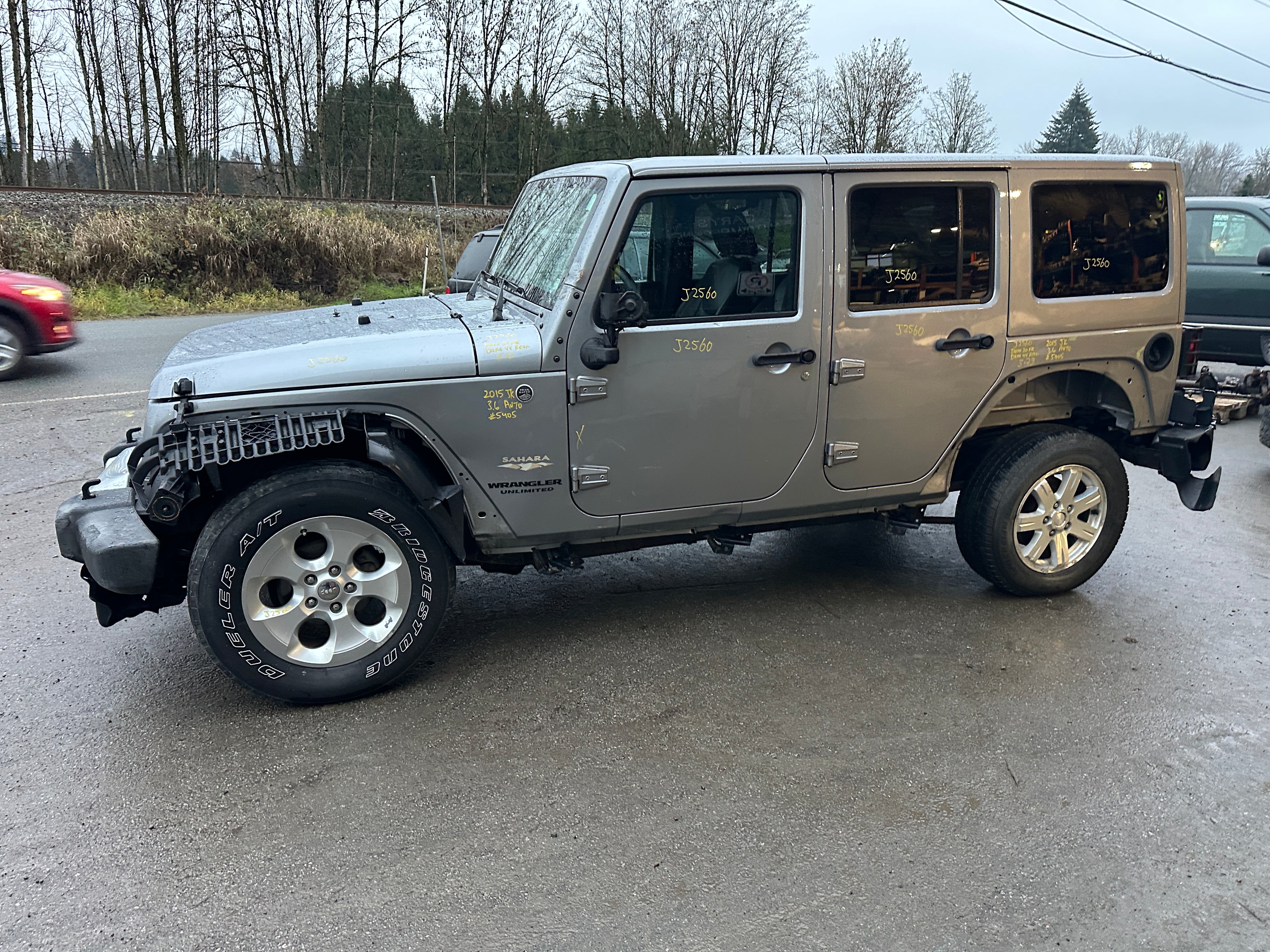 2015 Jeep Wrangler JK Unlimited Sahara 3.6 – J2560