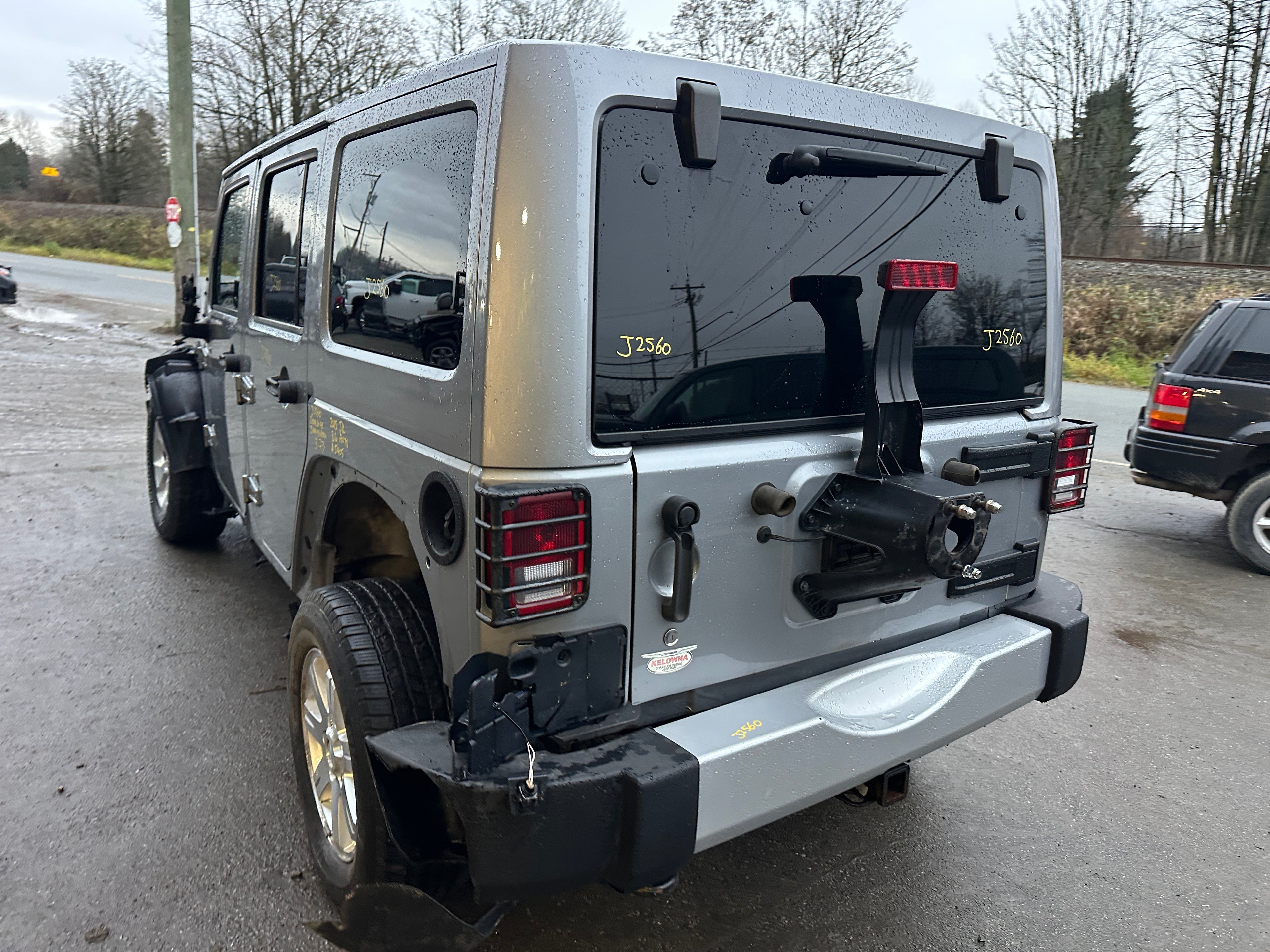 2015 Jeep Wrangler JK Unlimited Sahara 3.6 – J2560