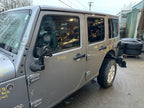 2015 Jeep Wrangler JK Unlimited Sahara 3.6 – J2560