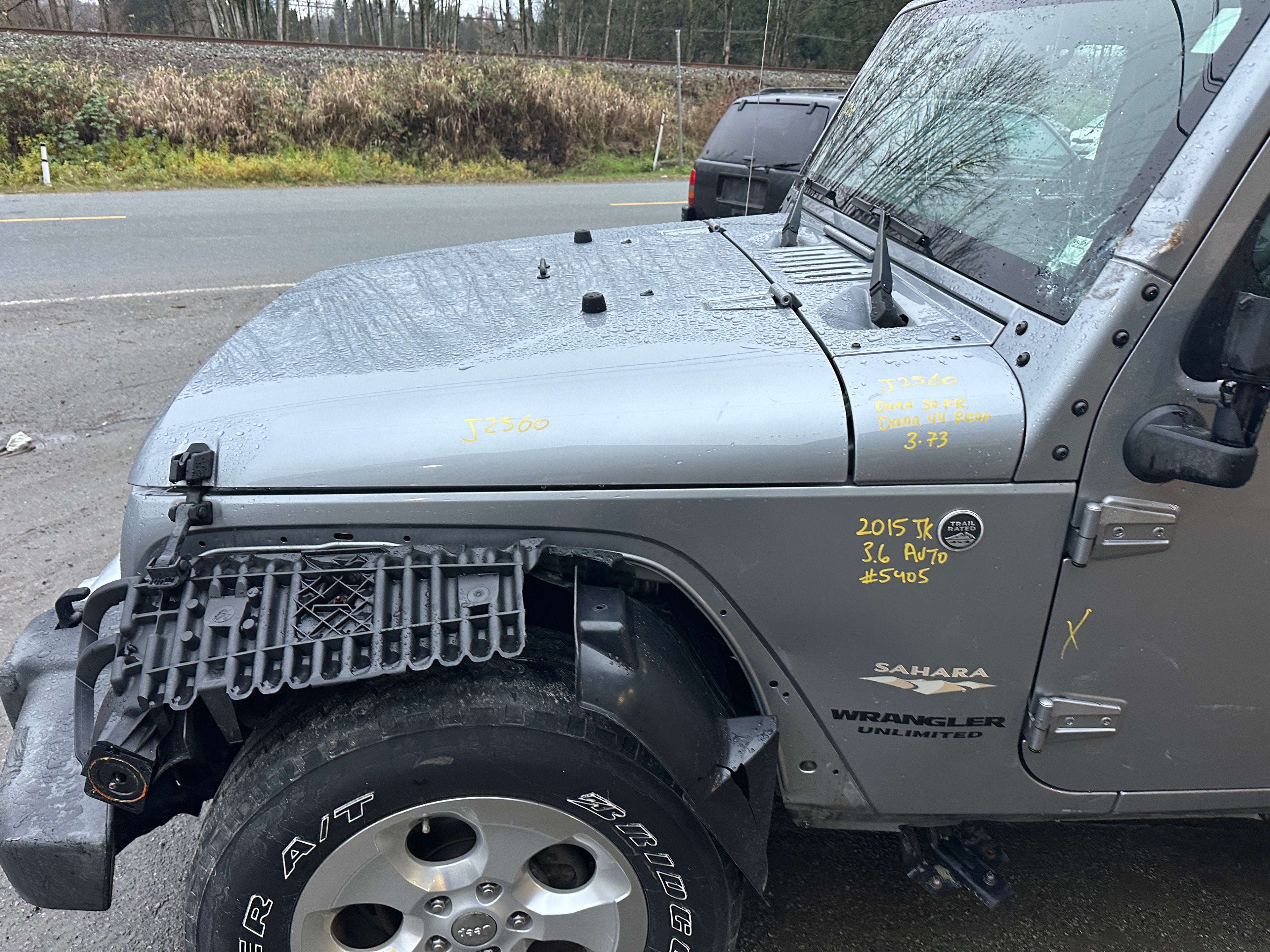 2015 Jeep Wrangler JK Unlimited Sahara 3.6 – J2560