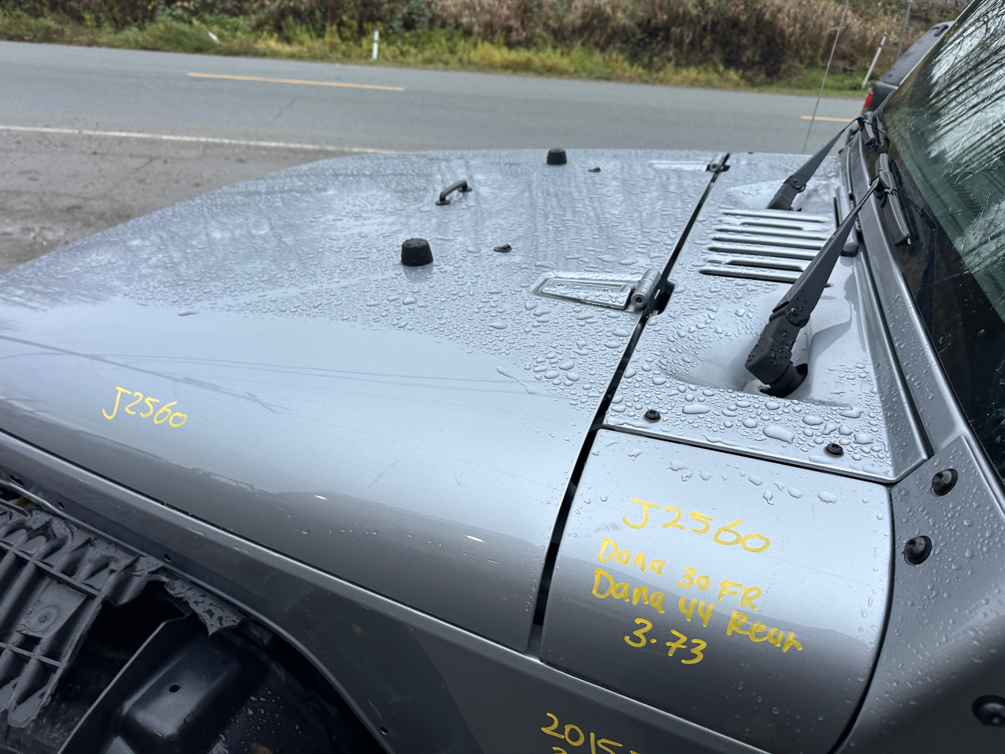 2015 Jeep Wrangler JK Unlimited Sahara 3.6 – J2560